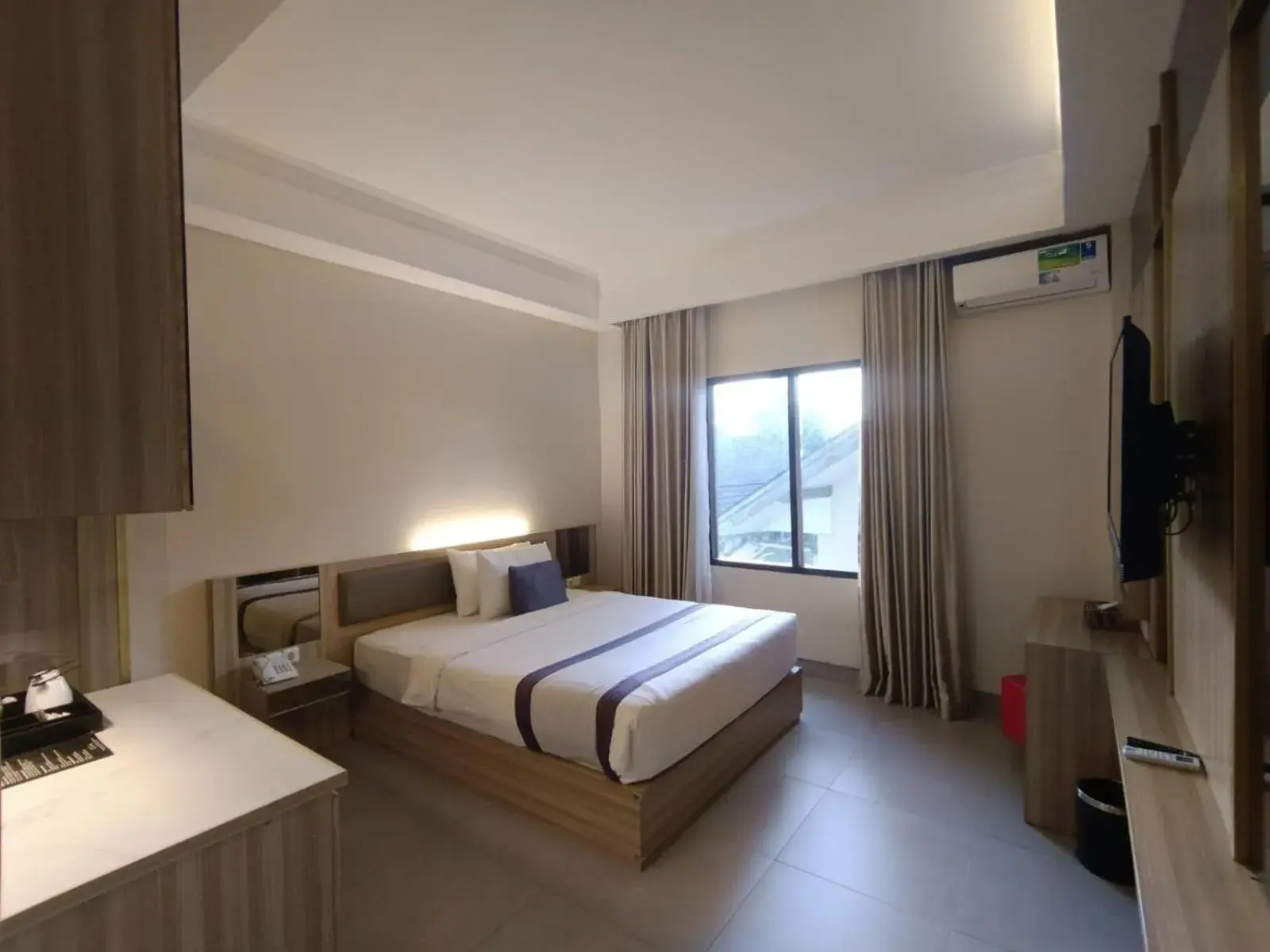 Photo of the whole room, Bed in @K Hotel Photo of the whole room, Bed in @K Hotel