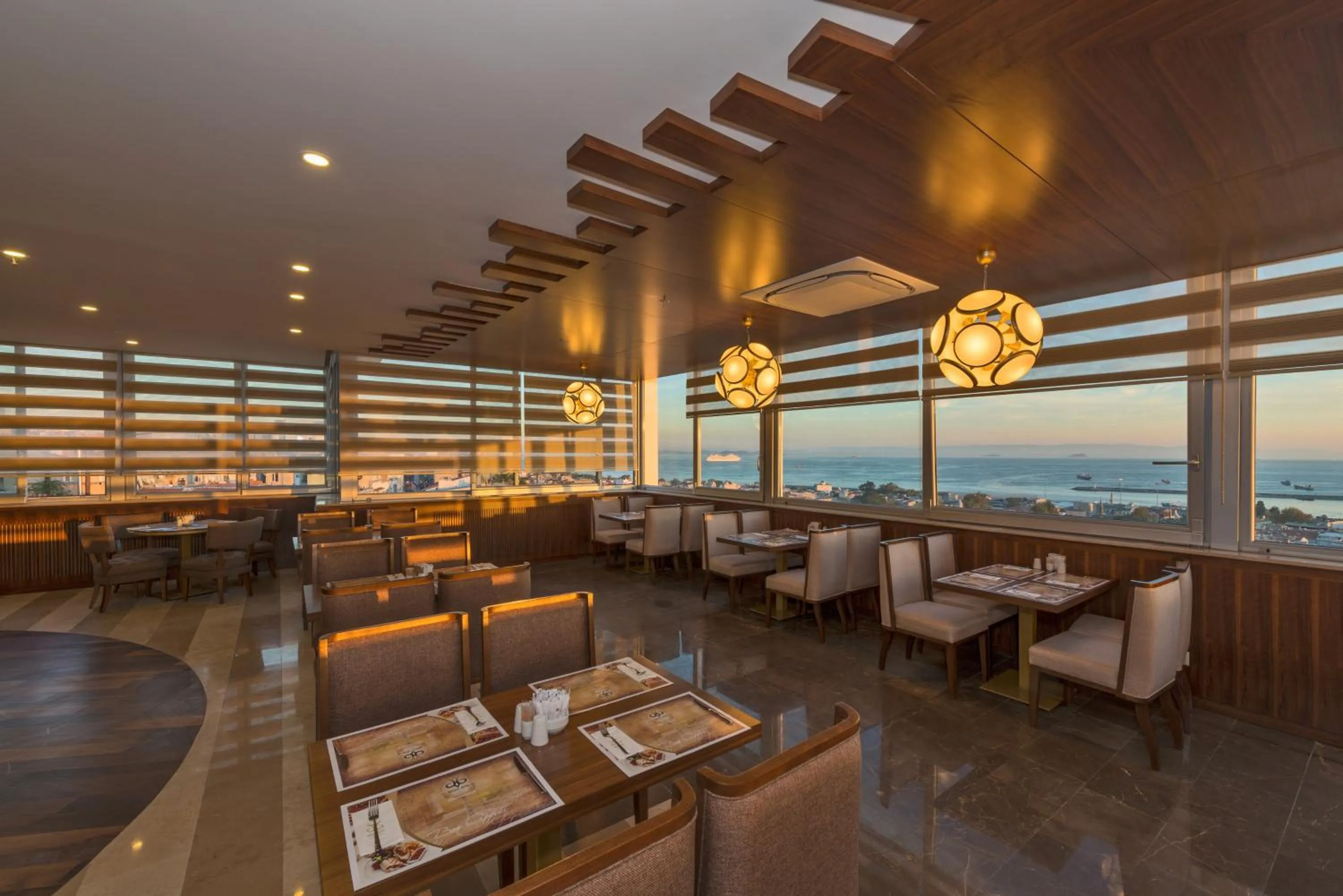 Restaurant/places to eat in Bekdas Hotel Deluxe & Spa