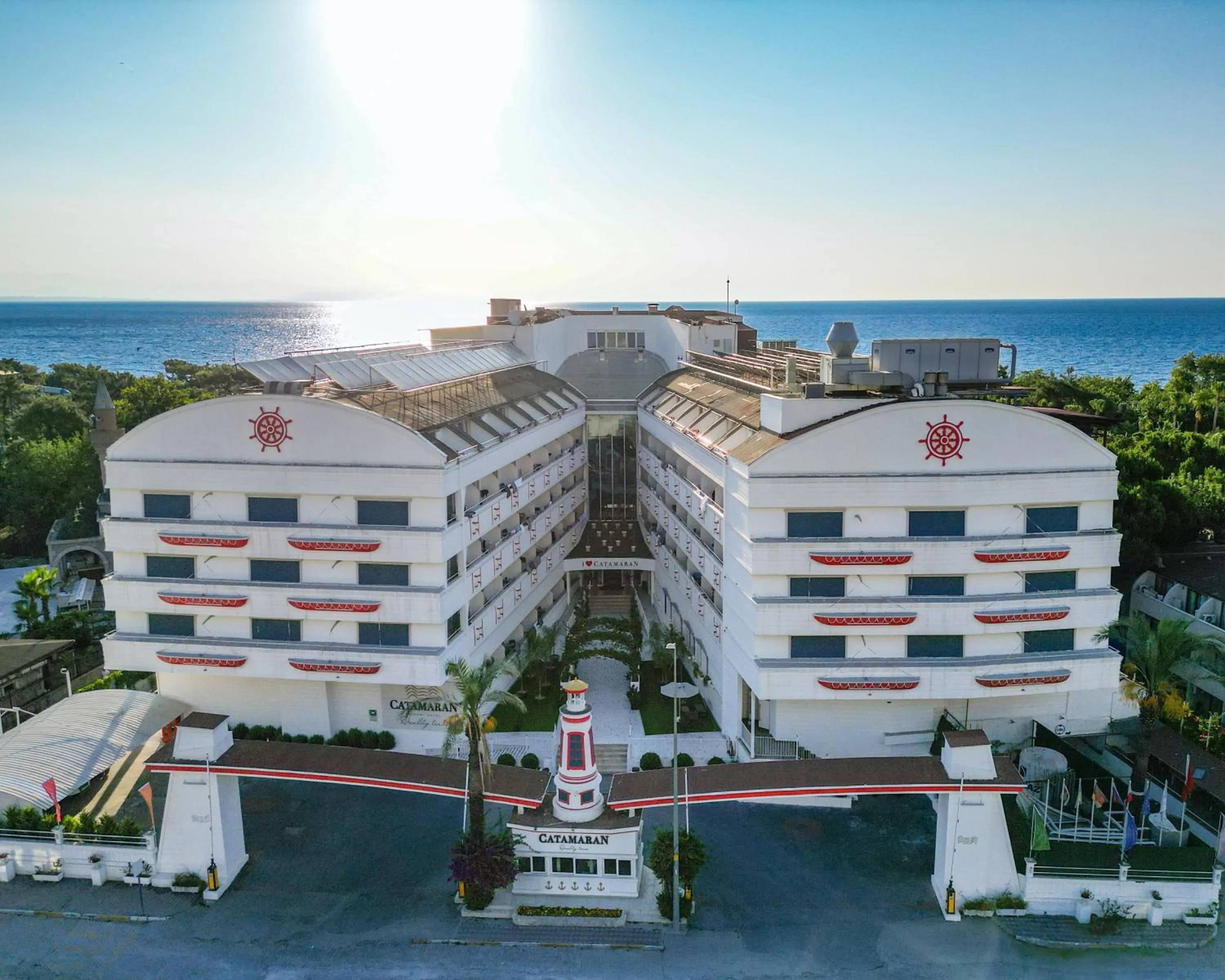 Property building in Catamaran Quality Times