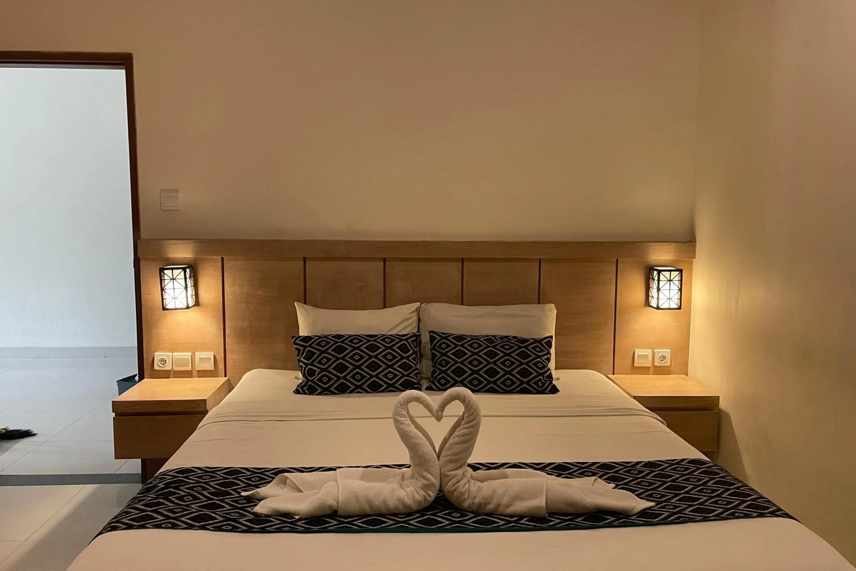 Bed in Singgah Hotel Seminyak