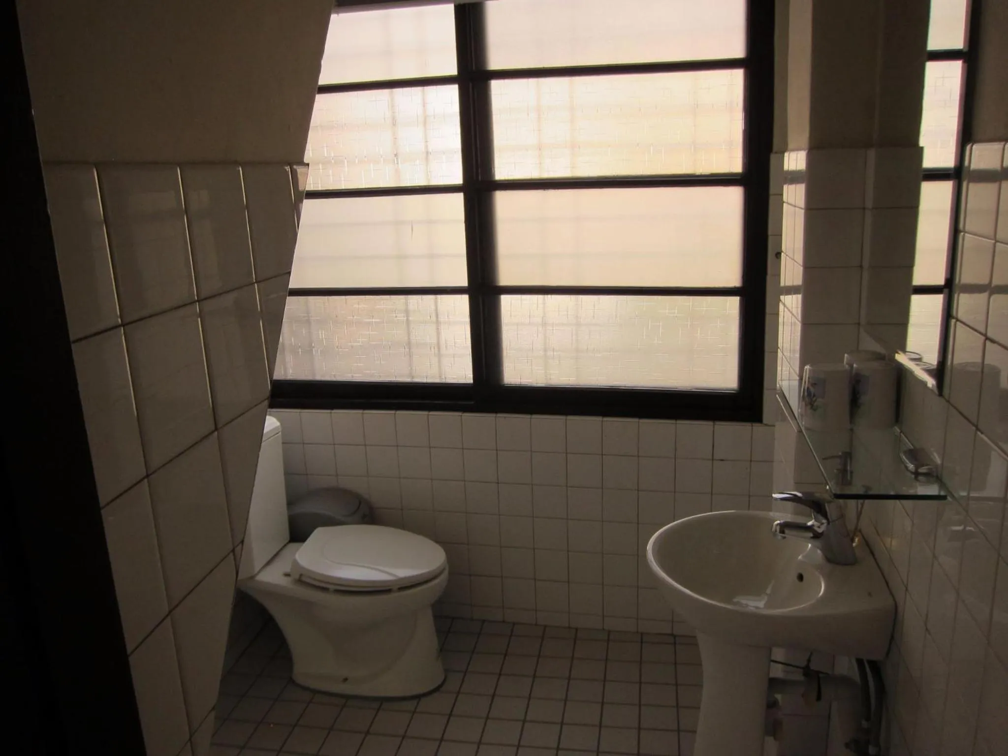 Bathroom in Shennong 147