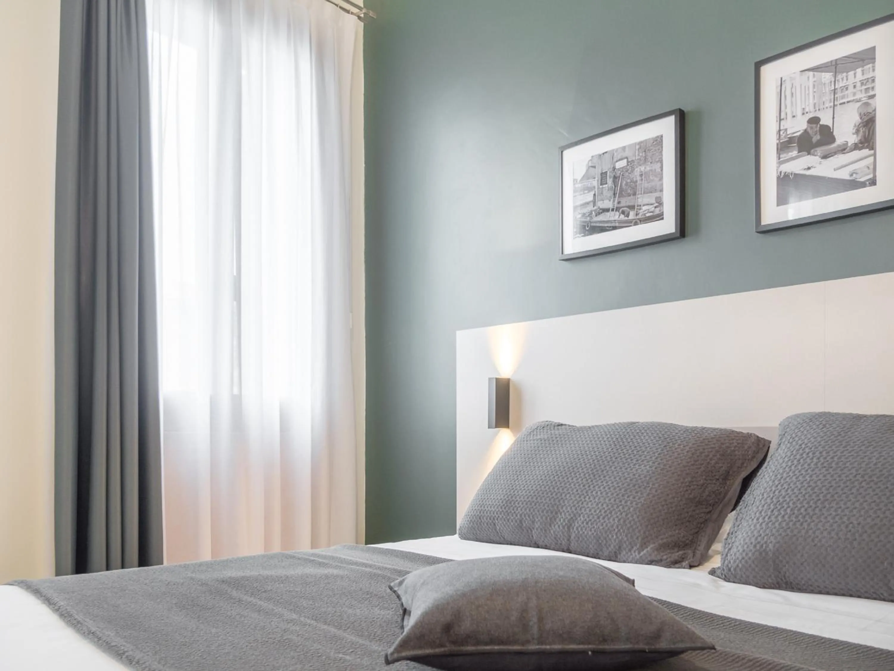 Bedroom, Bed in Grand Canal Suite by Wonderful Italy