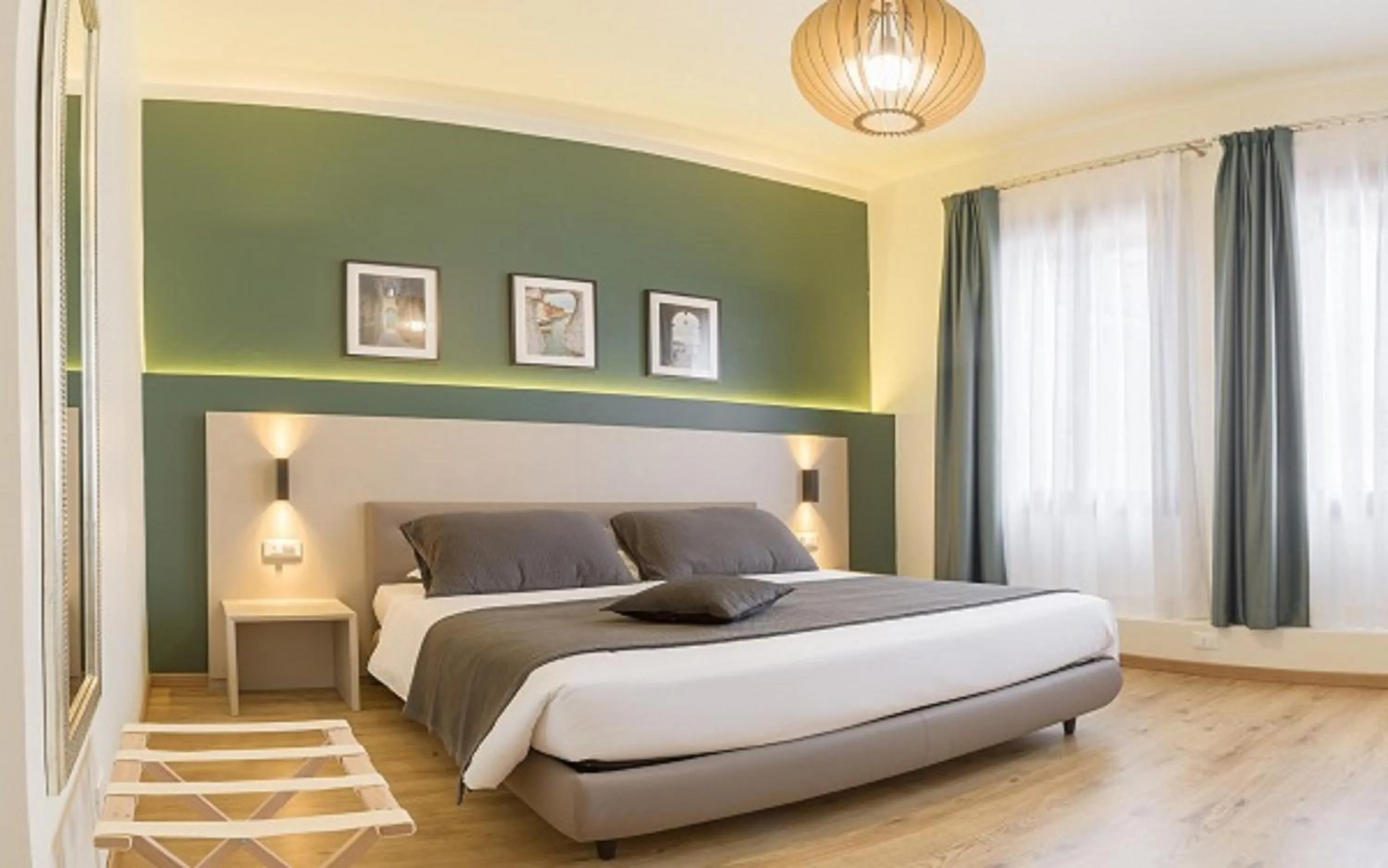 Bed in Grand Canal Suite by Wonderful Italy