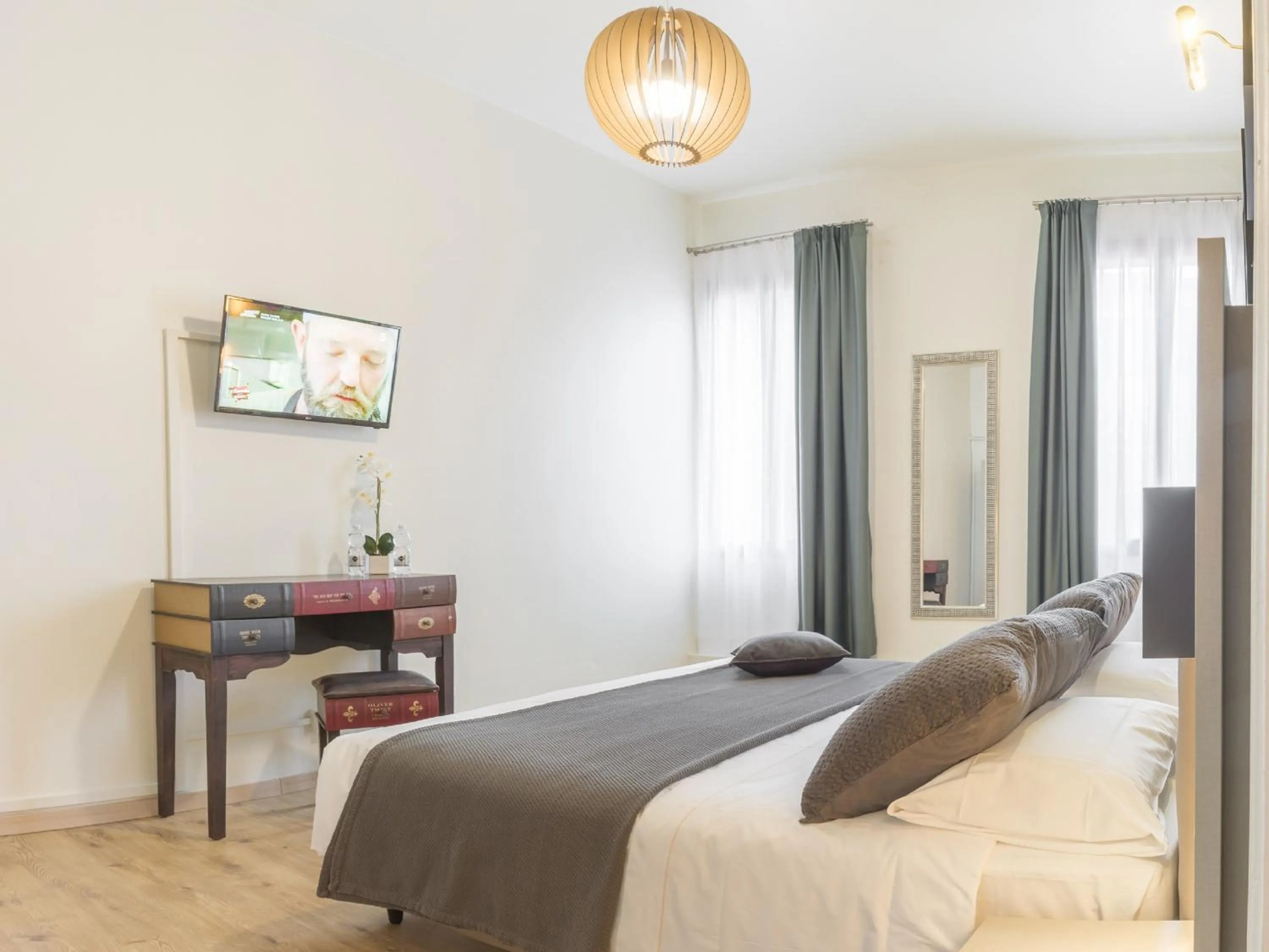 Bed in Grand Canal Suite by Wonderful Italy