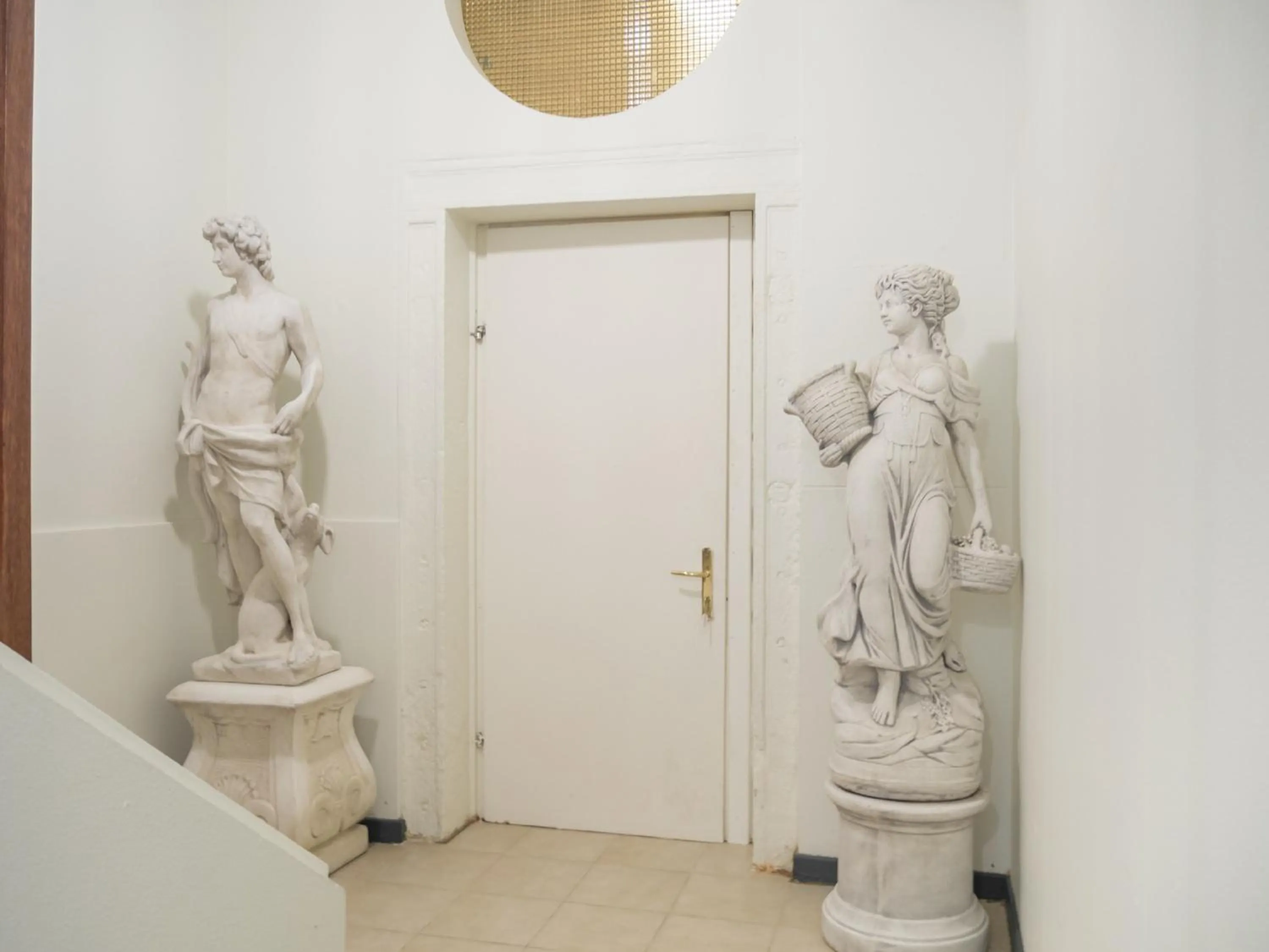 Lobby or reception in Grand Canal Suite by Wonderful Italy