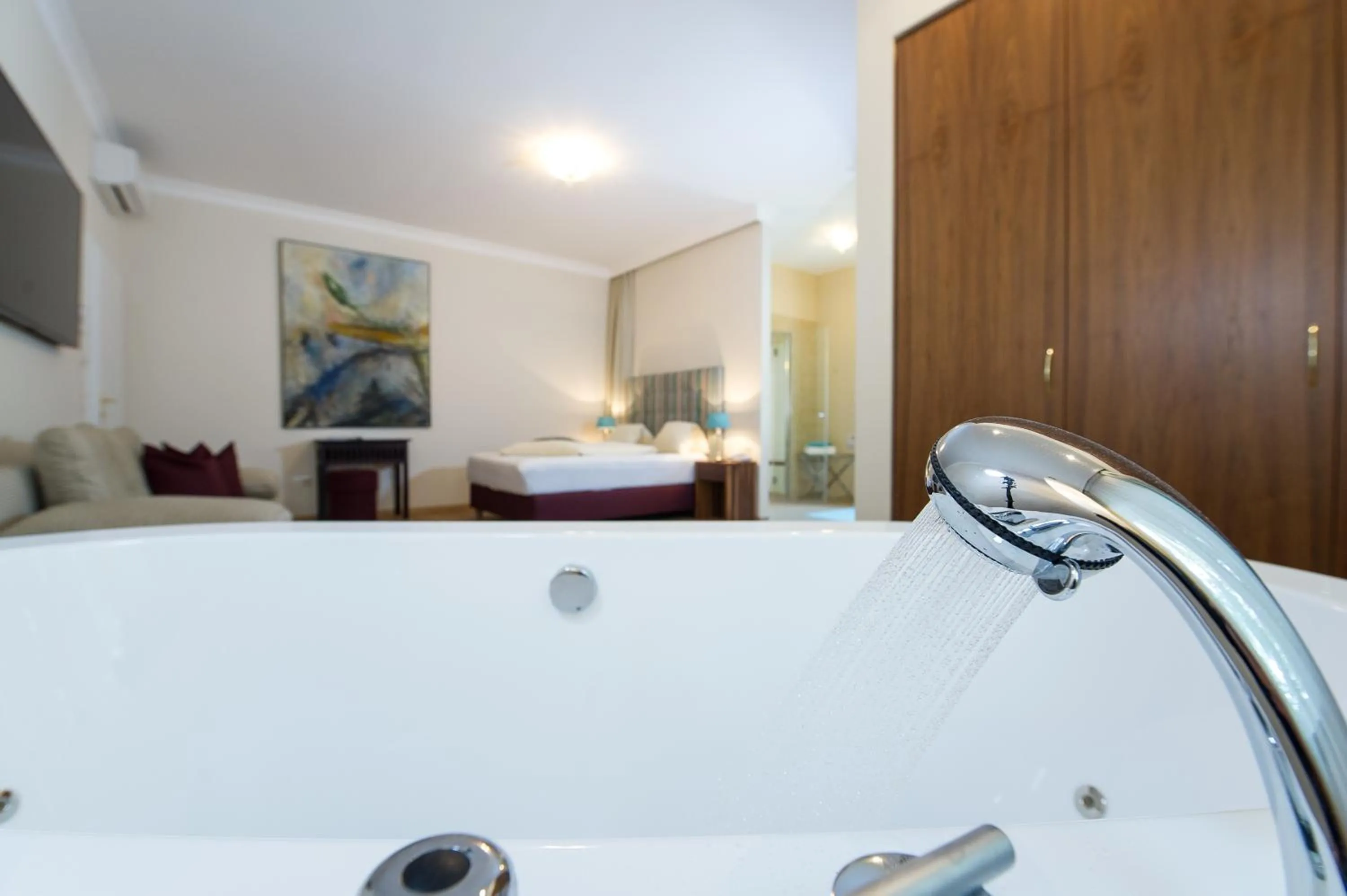 Bed in Seehotel Astoria