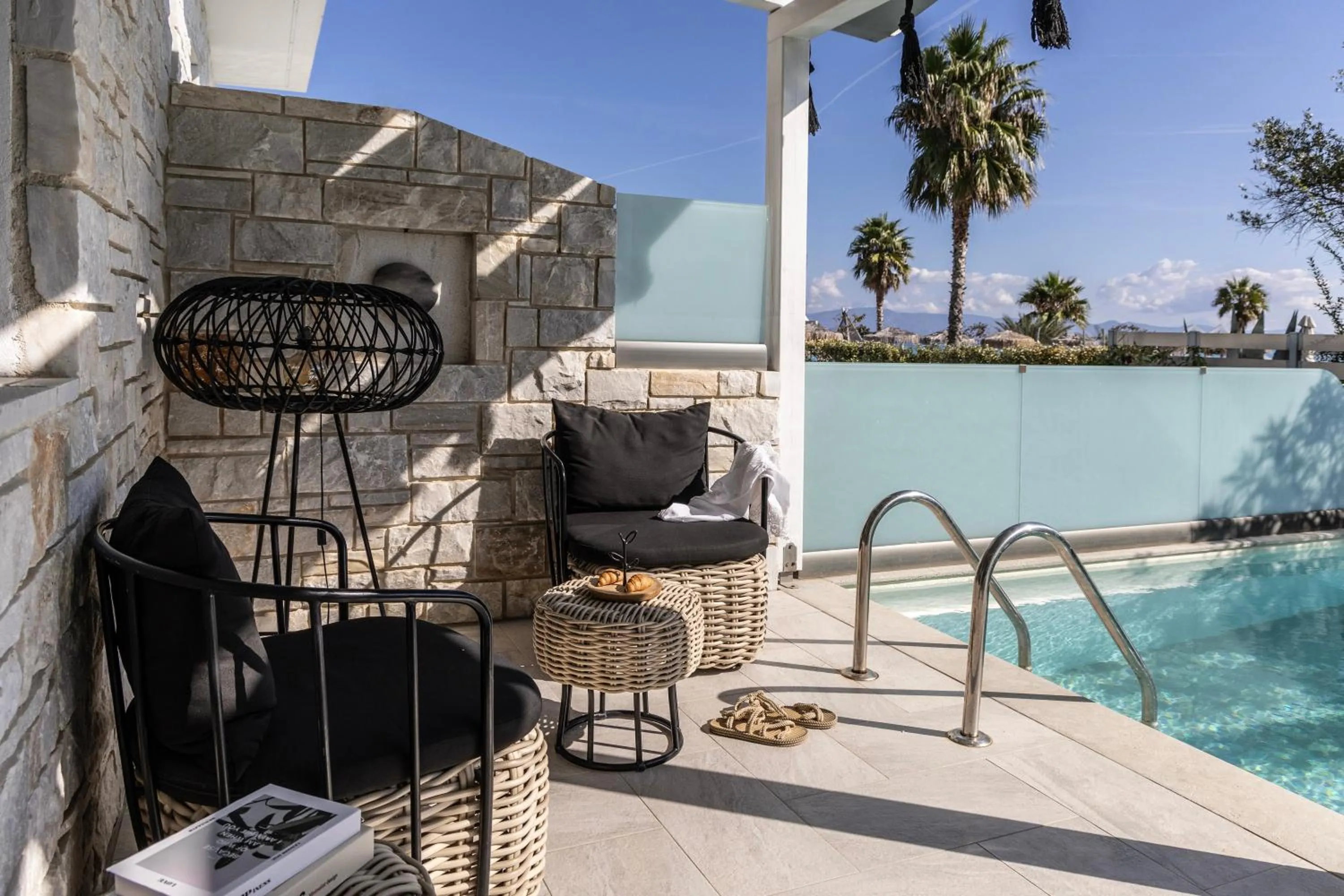 Blue Carpet Luxury Suites