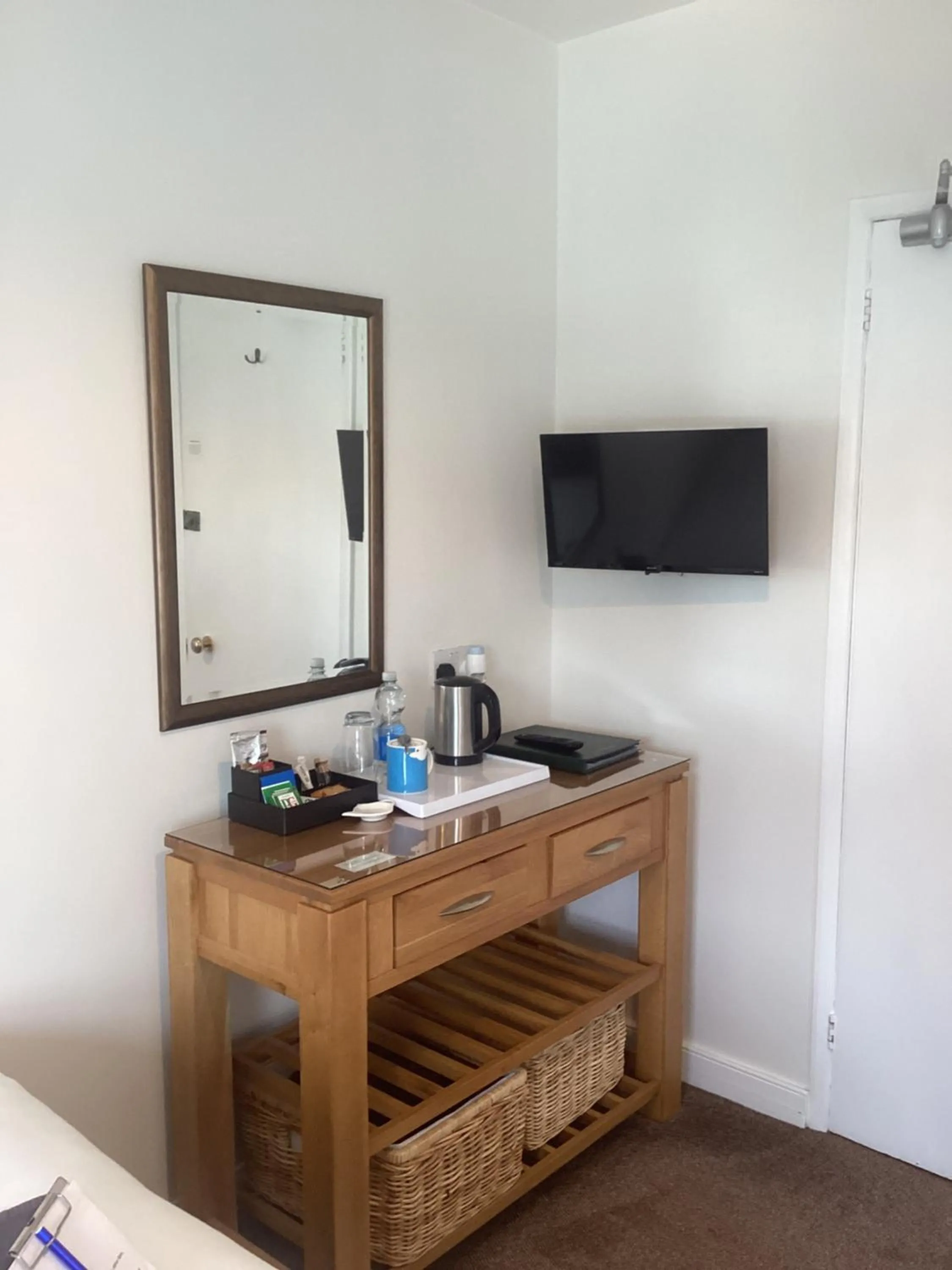 Dolly Waggon Guest House