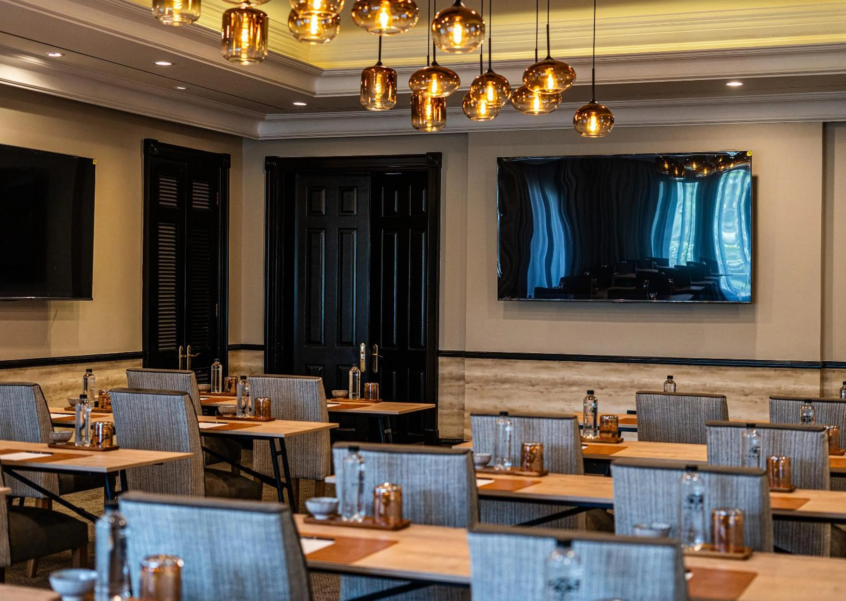 TV and multimedia in Zimbali Lodge by Dream Resorts