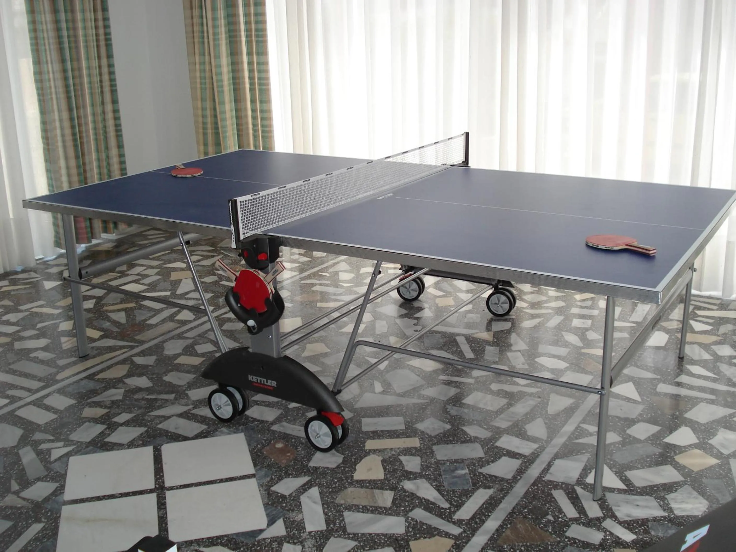 Table tennis in Michalis Studios & Apartments