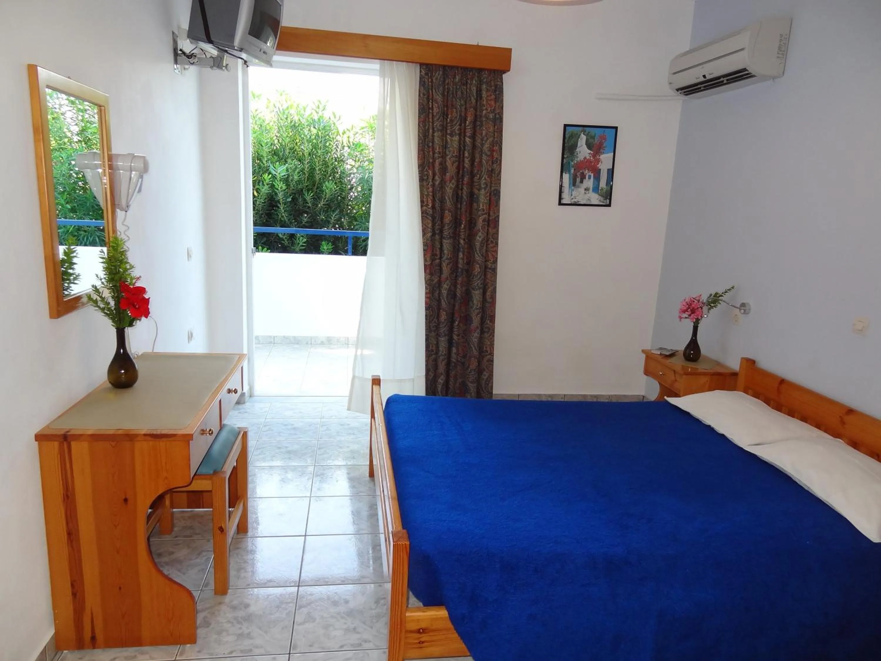 Bed in Michalis Studios & Apartments