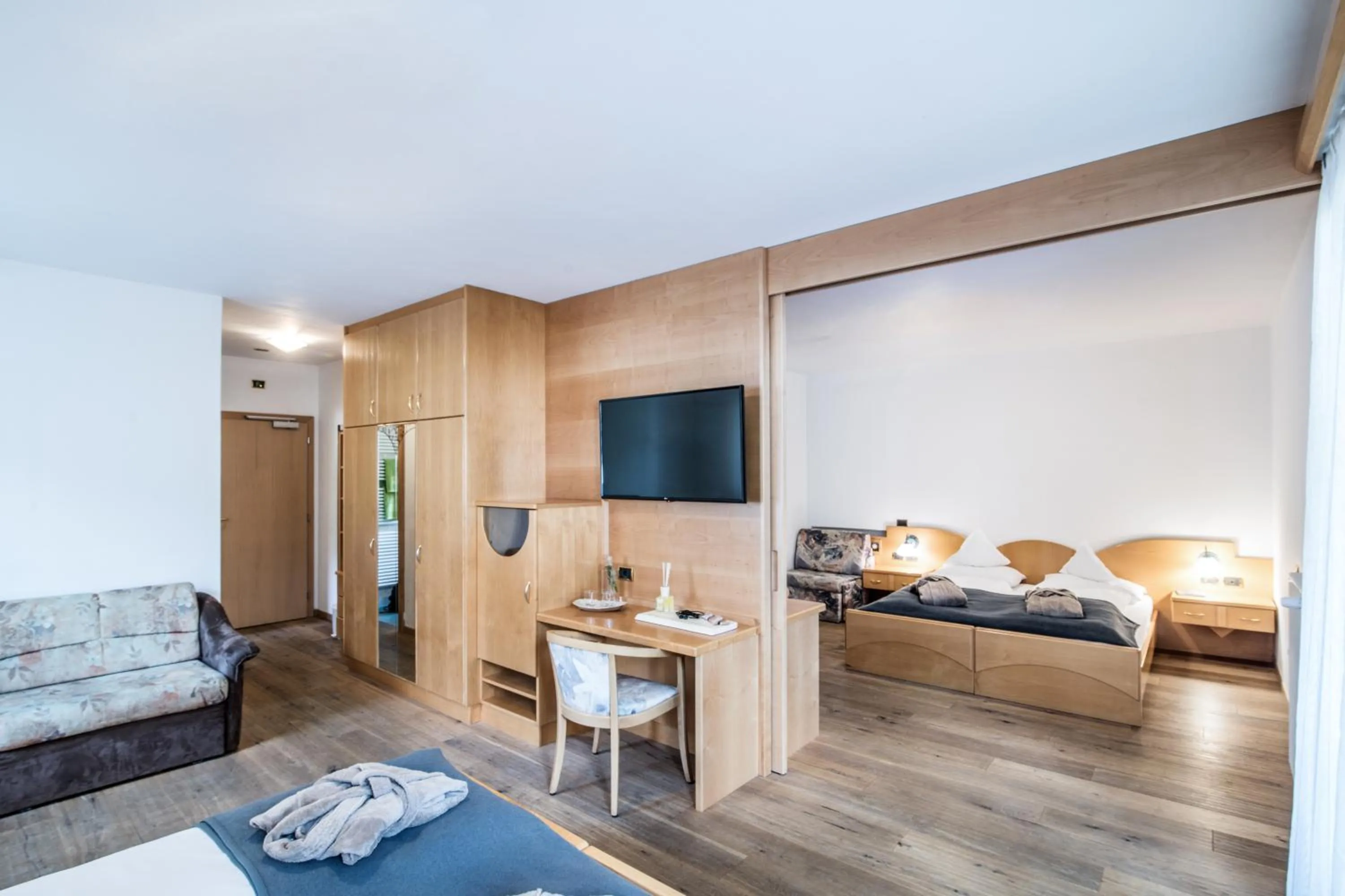 Photo of the whole room in Sporthotel Zoll