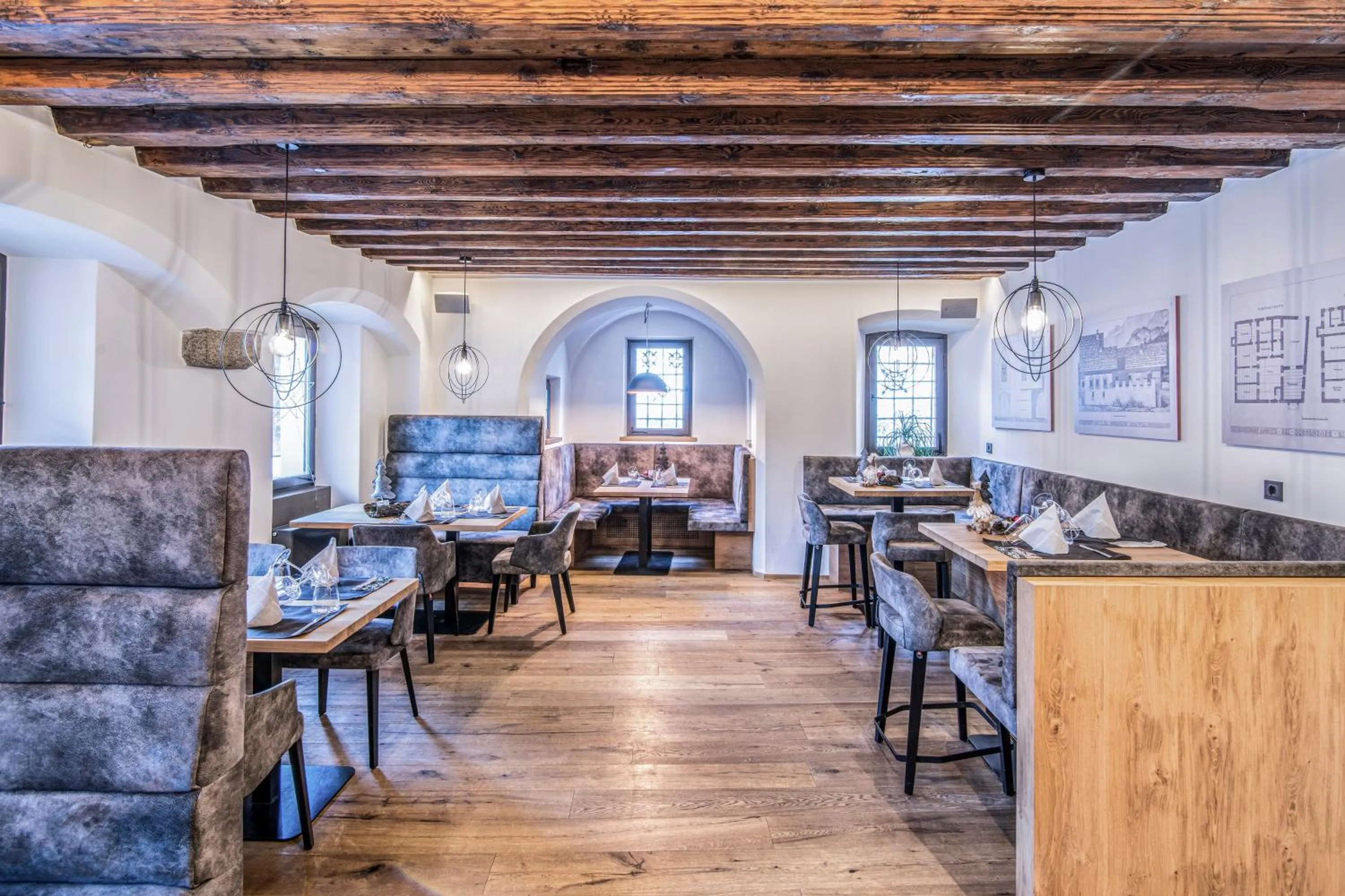 Restaurant/places to eat in Sporthotel Zoll