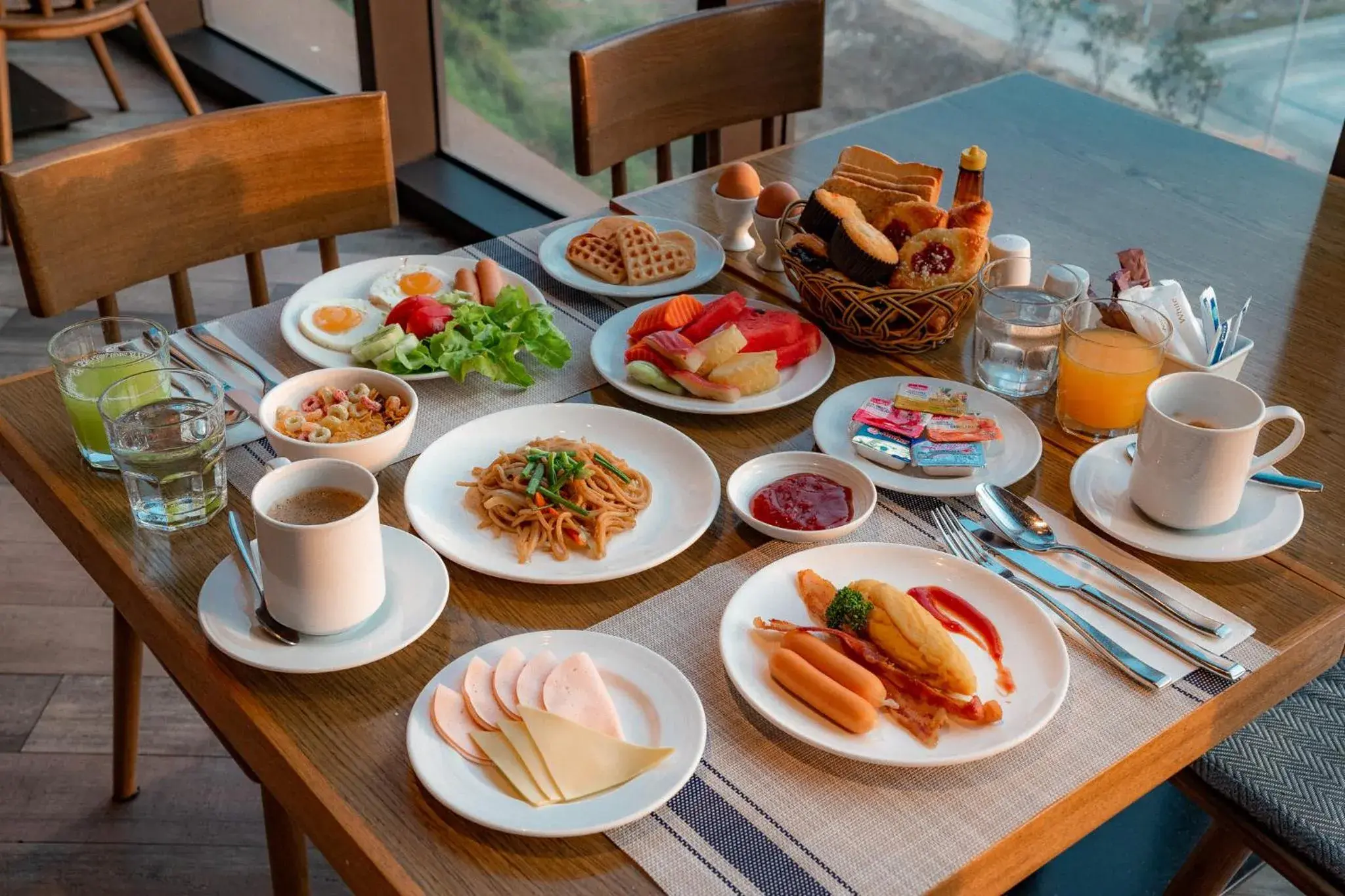 Breakfast in Holiday Inn Resort Vana Nava Hua Hin by IHG Breakfast in Holiday Inn Resort Vana Nava Hua Hin by IHG