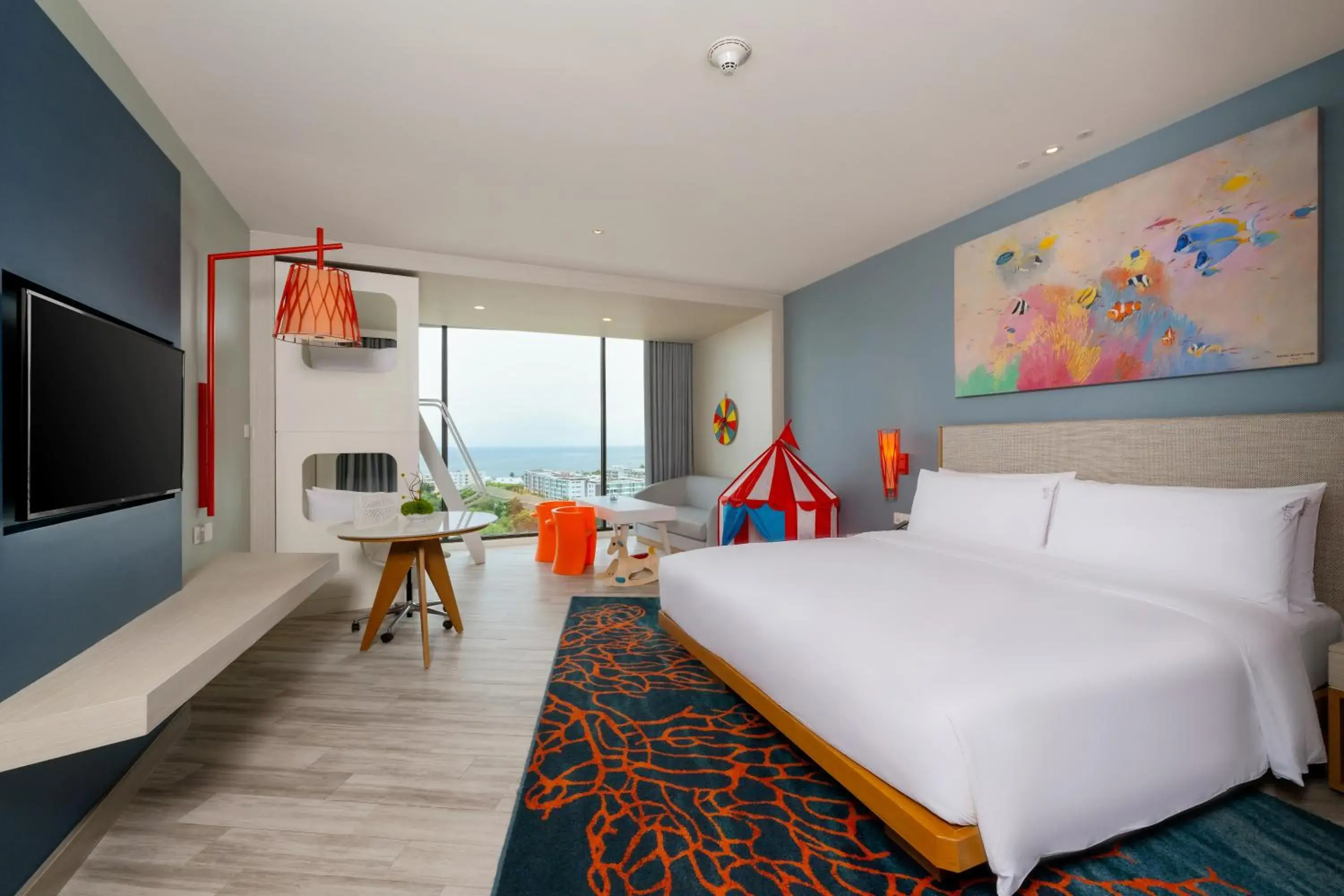 Bed in Holiday Inn Resort Vana Nava Hua Hin by IHG Bed in Holiday Inn Resort Vana Nava Hua Hin by IHG