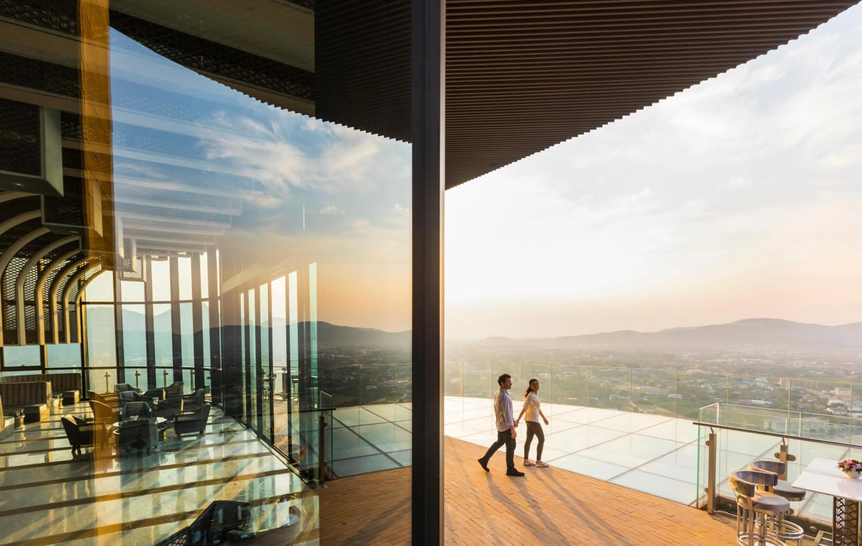 Lounge or bar in Holiday Inn Resort Vana Nava Hua Hin by IHG