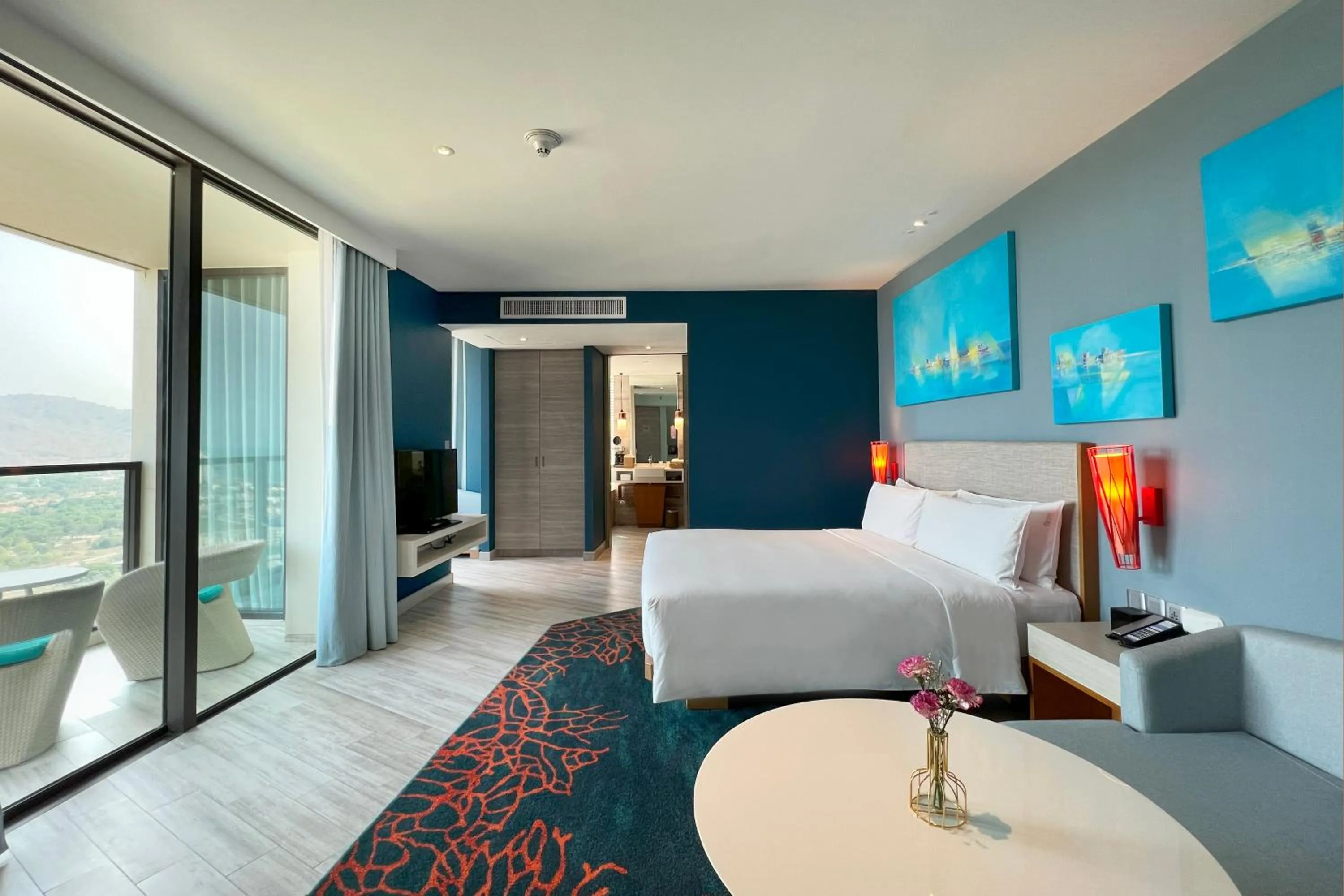 Bed in Holiday Inn Resort Vana Nava Hua Hin by IHG