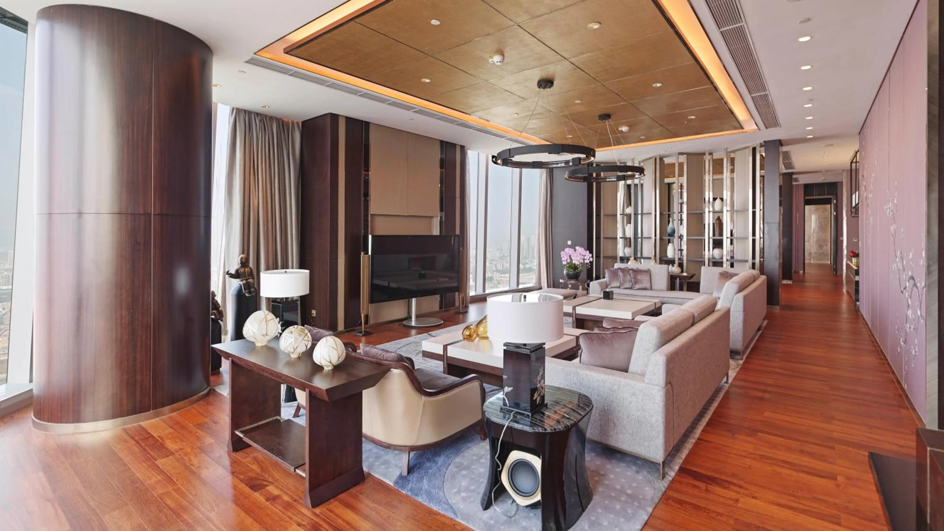 Photo of the whole room in InterContinental Guangzhou Exhibition Center by IHG