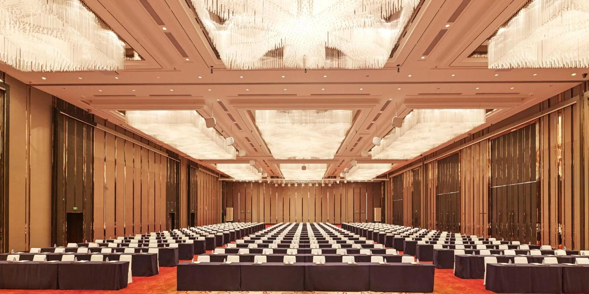 Banquet/Function facilities in InterContinental Guangzhou Exhibition Center by IHG
