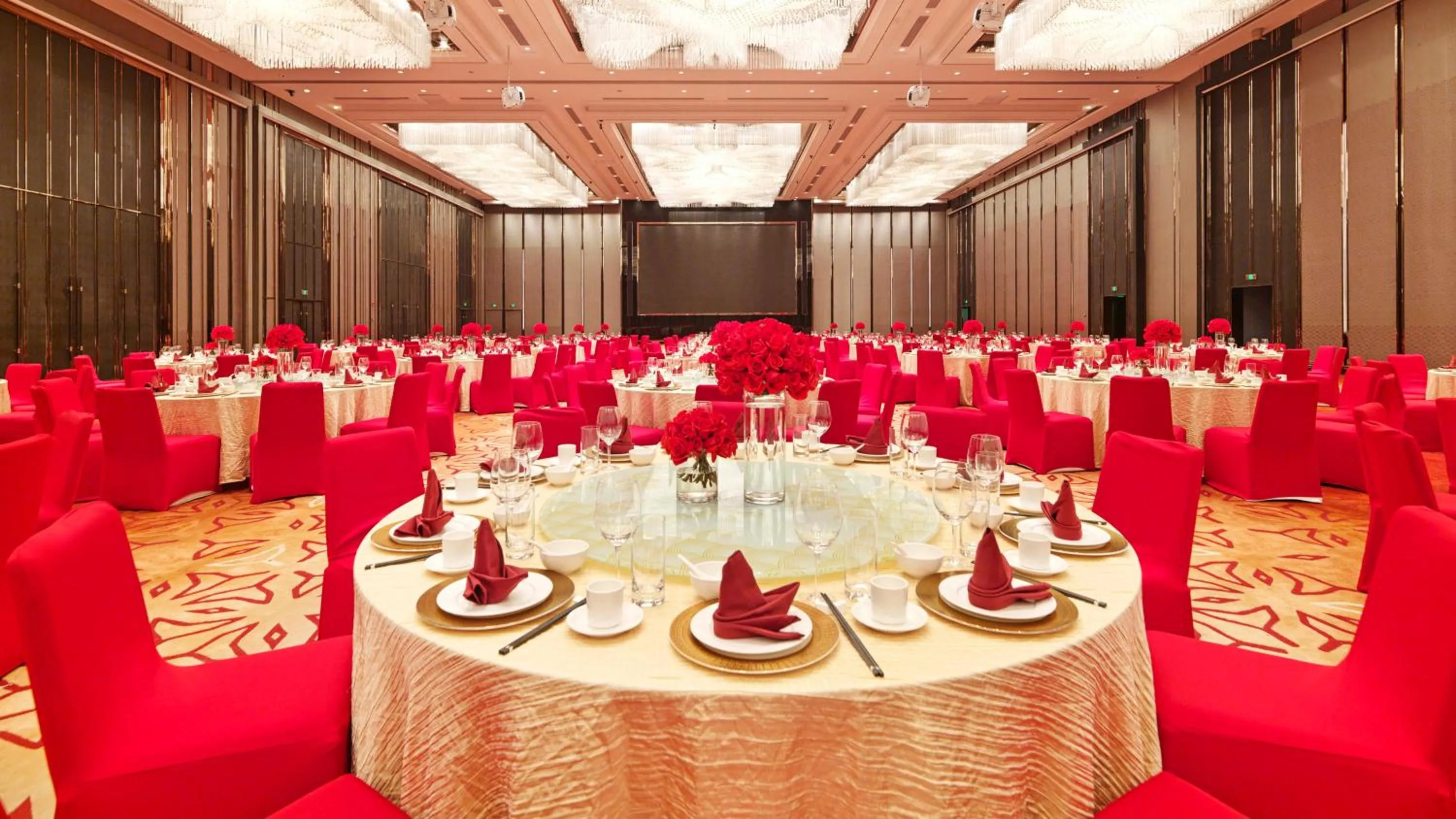 Banquet/Function facilities in InterContinental Guangzhou Exhibition Center by IHG