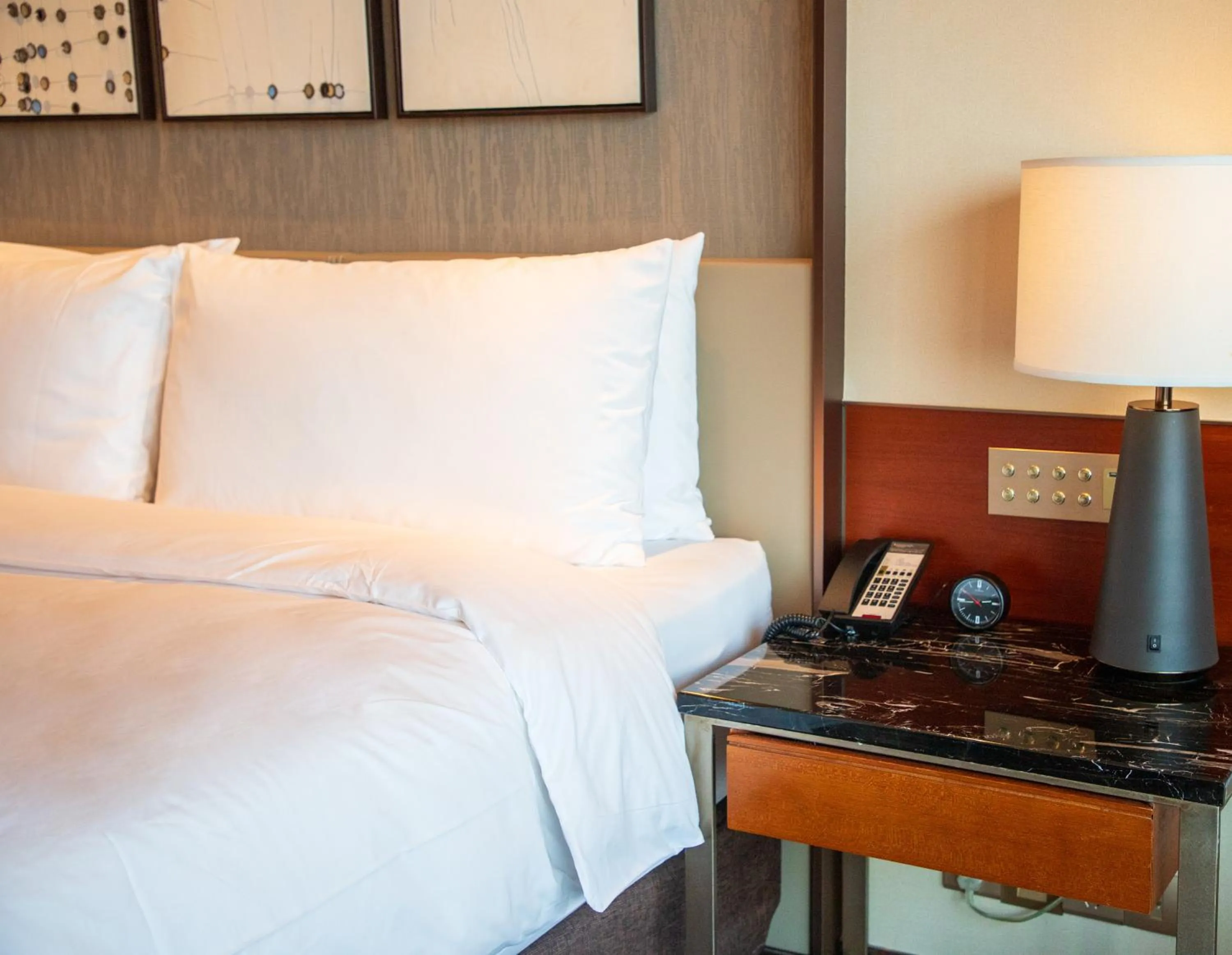 Bed in InterContinental Guangzhou Exhibition Center by IHG