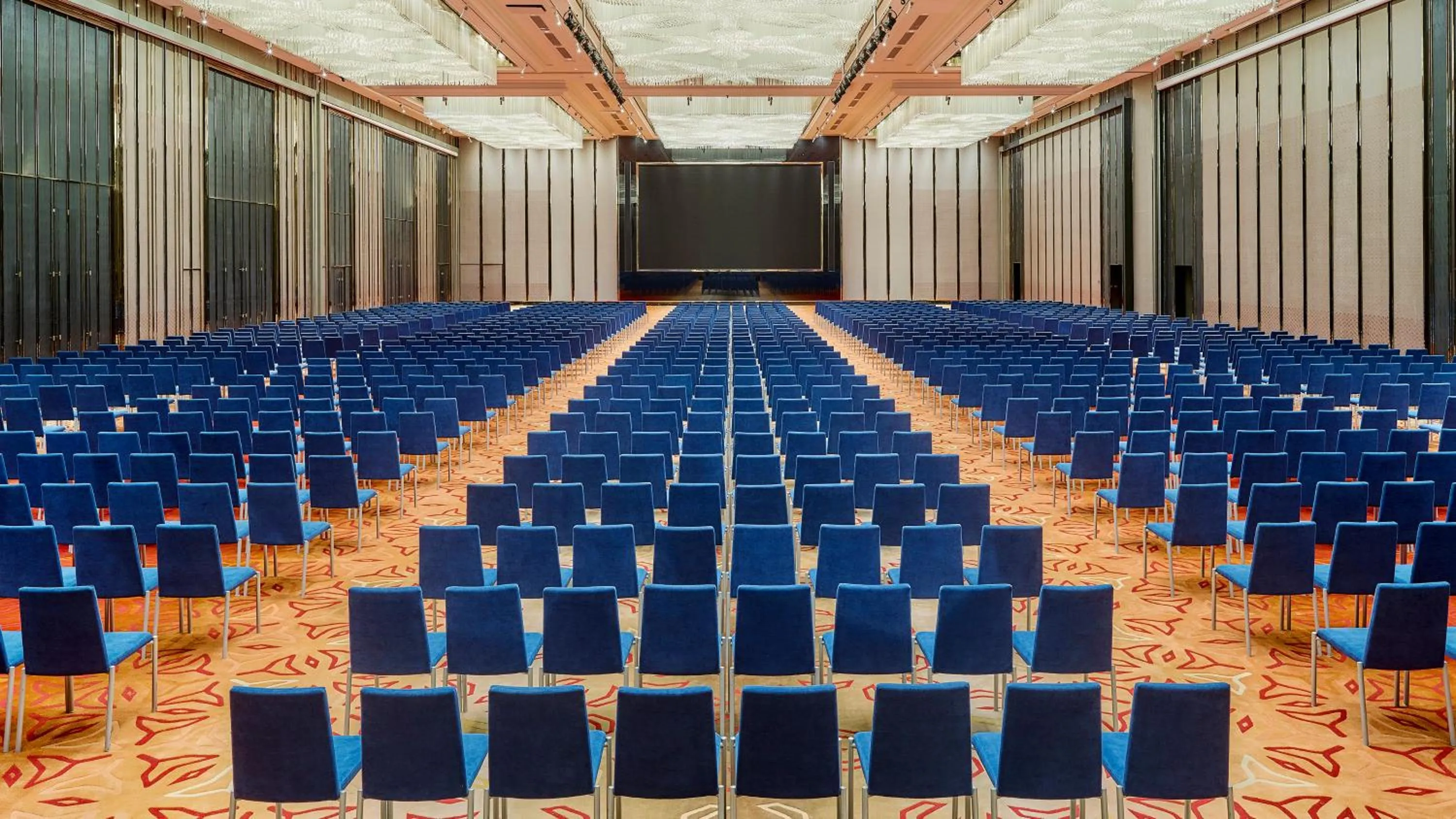 Banquet/Function facilities in InterContinental Guangzhou Exhibition Center by IHG