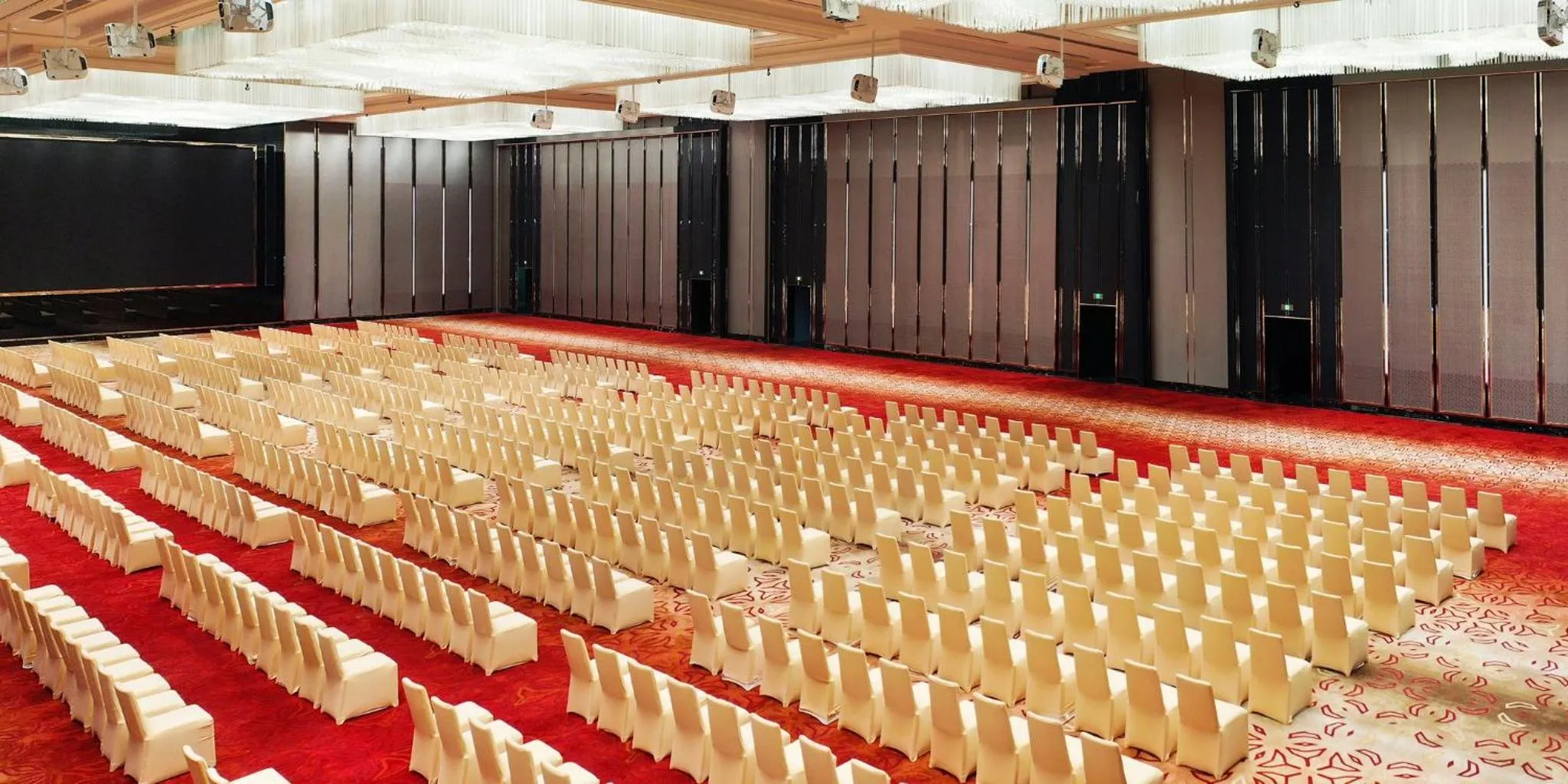 Banquet/Function facilities in InterContinental Guangzhou Exhibition Center by IHG