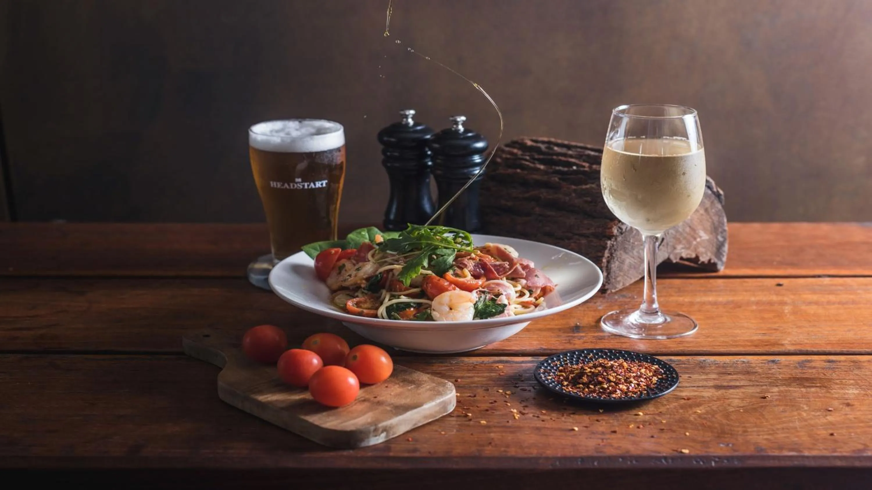 Restaurant/places to eat in Holiday Inn Sydney St Marys by IHG