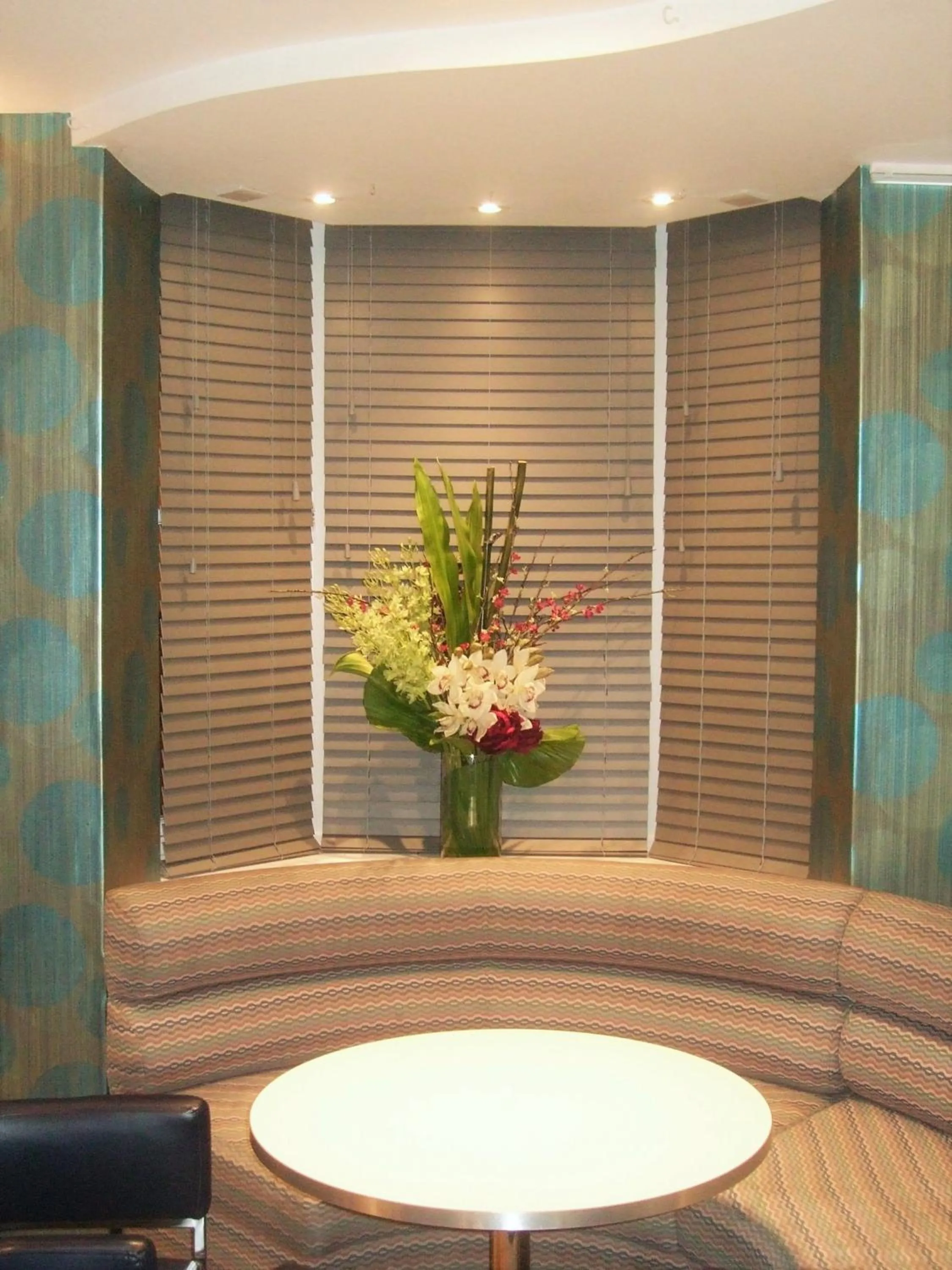 Lounge or bar in Legends Hotel