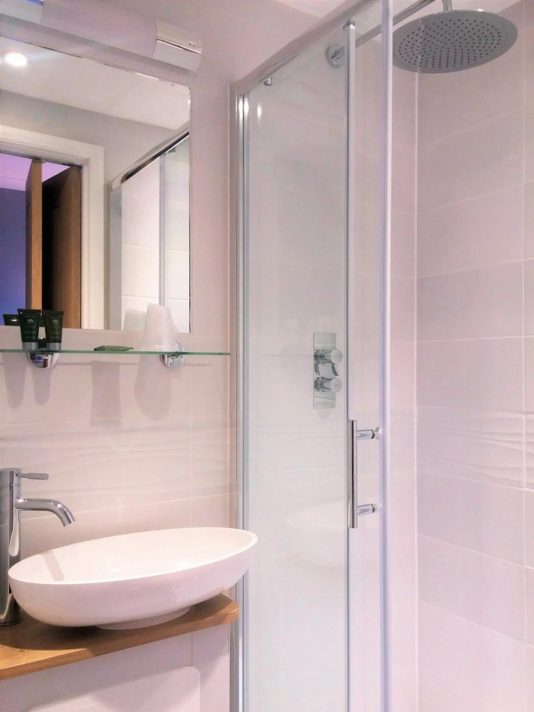 Bathroom in Legends Hotel Bathroom in Legends Hotel