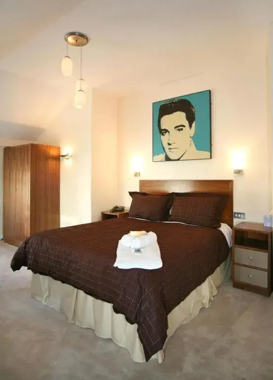 Superior King Room in Legends Hotel Superior King Room in Legends Hotel