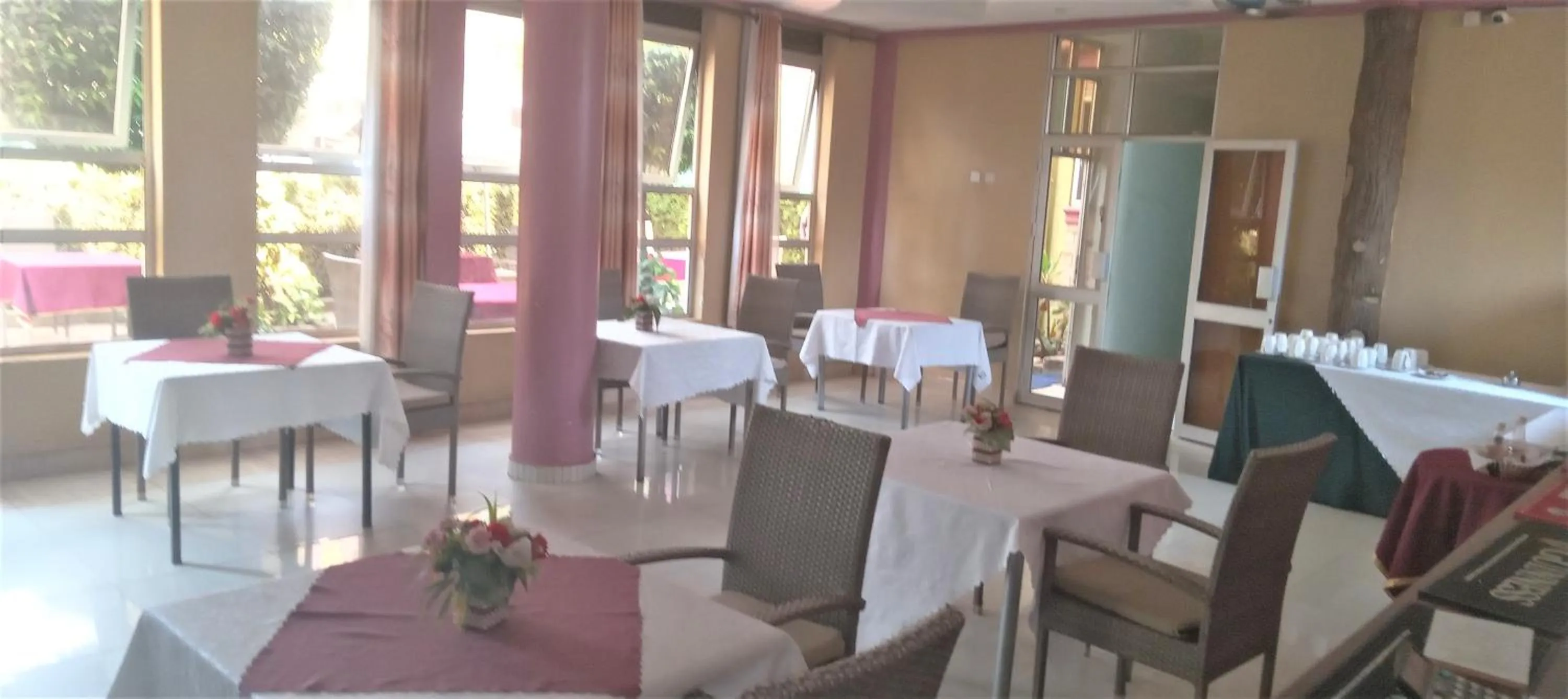 Restaurant/places to eat in Agenda 2000 Hotels Ltd