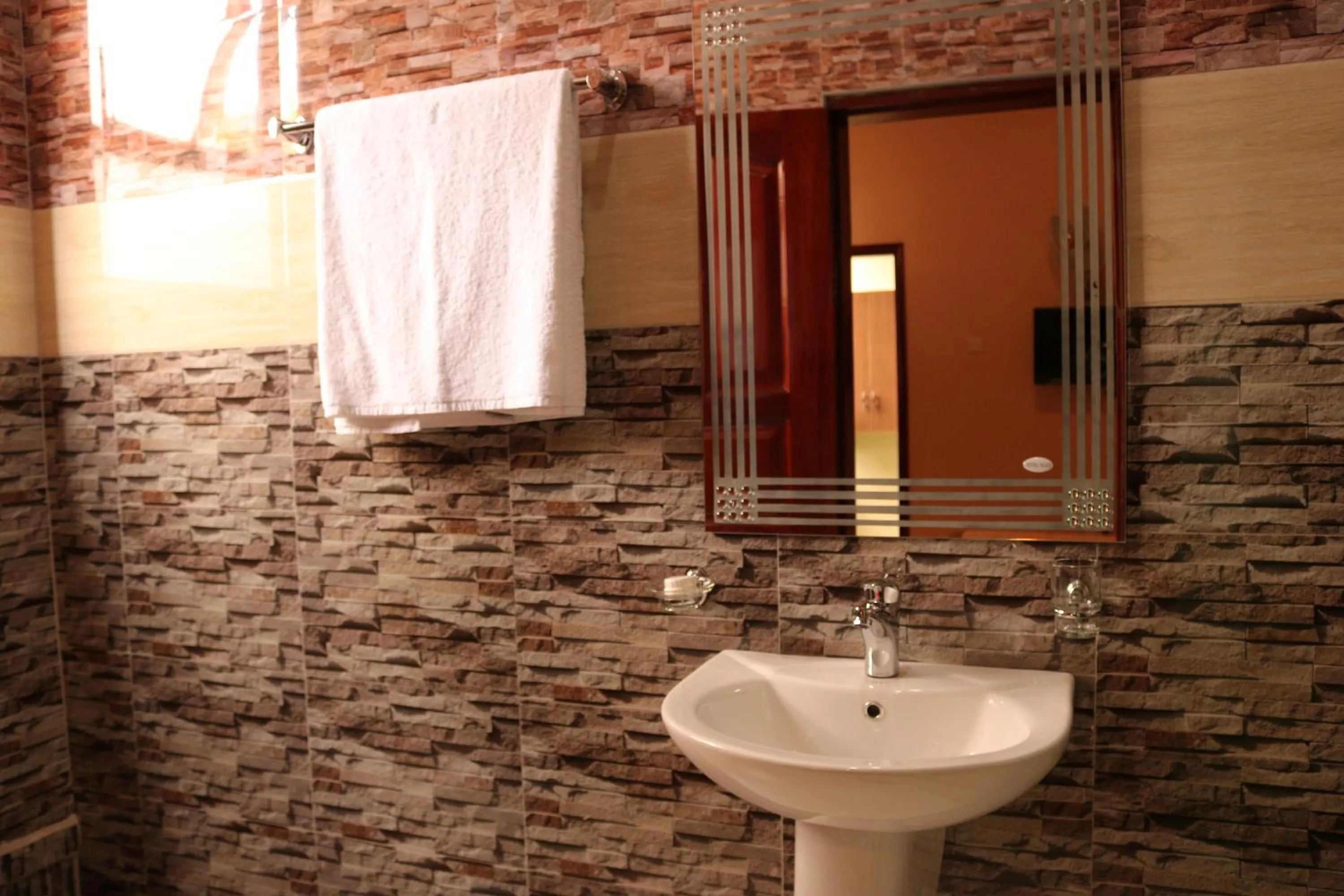 Bathroom in Agenda 2000 Hotels Ltd