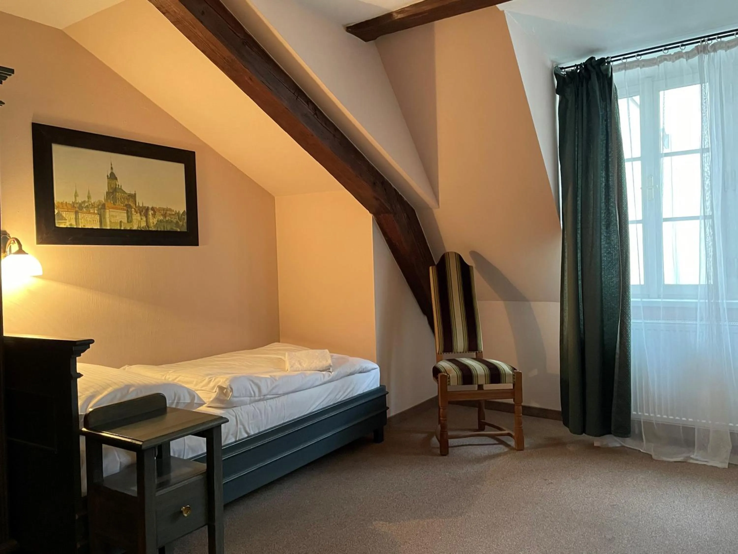 Photo of the whole room, Bed in U Cervene zidle - Red Chair Hotel