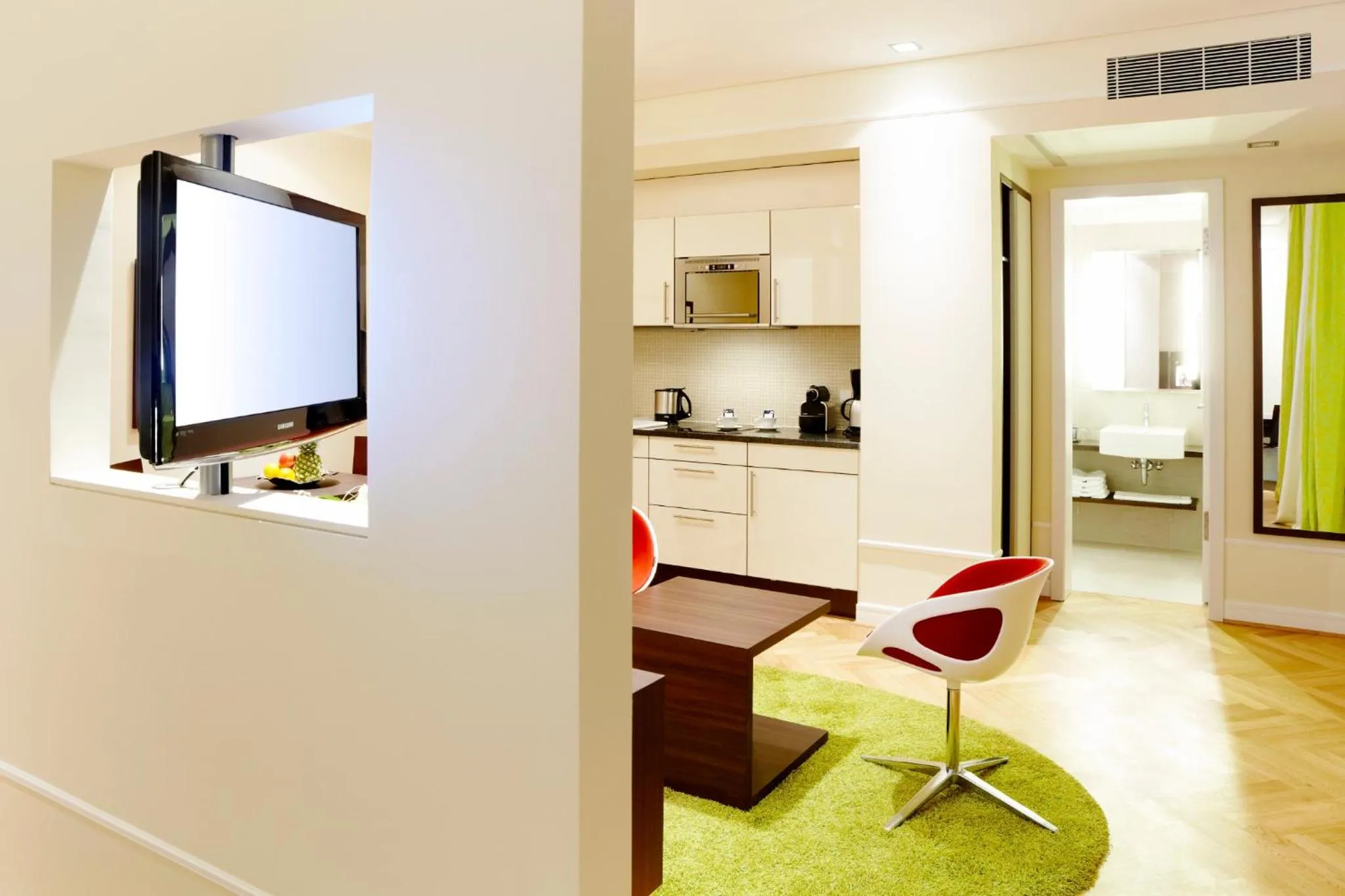 Kitchen or kitchenette in Hapimag Ferienwohnungen Dresden