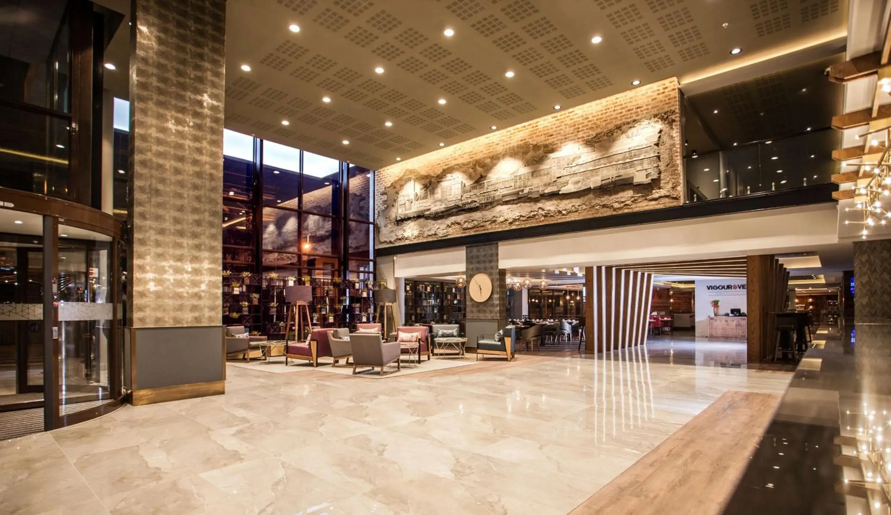 Lobby or reception in SunSquare Cape Town City Bowl Lobby or reception in SunSquare Cape Town City Bowl