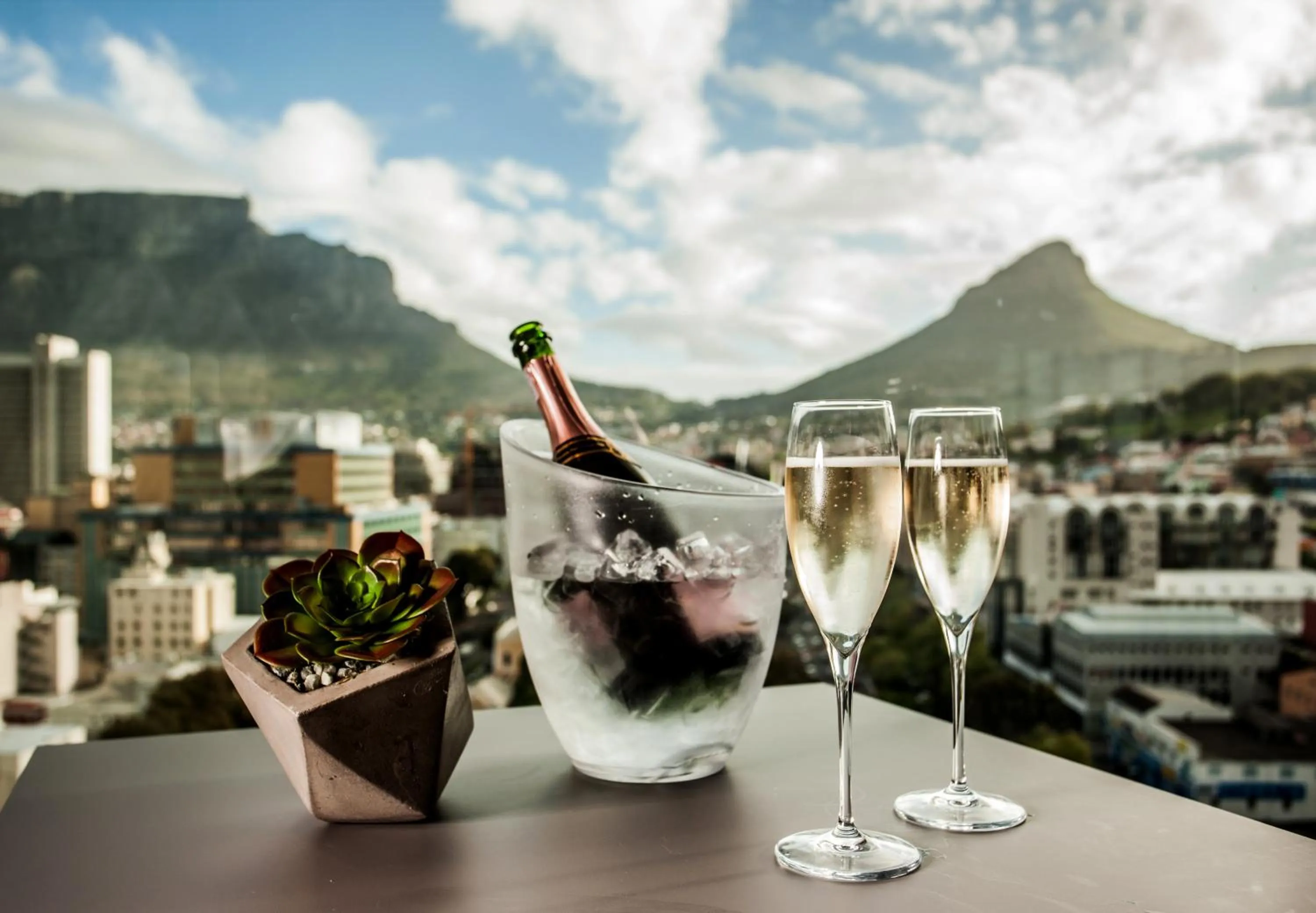 Drinks in SunSquare Cape Town City Bowl