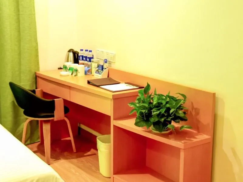 Vatica Suzhou Yongqiao District Yinhe 2 Road Wanda Plaza Hotel