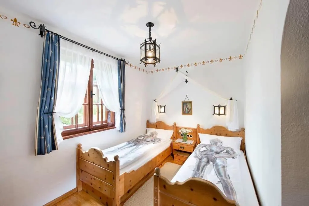 Bed in Aparthotel Schloss Thannegg