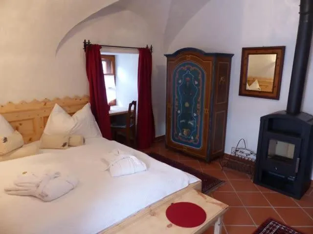 Bed in Aparthotel Schloss Thannegg