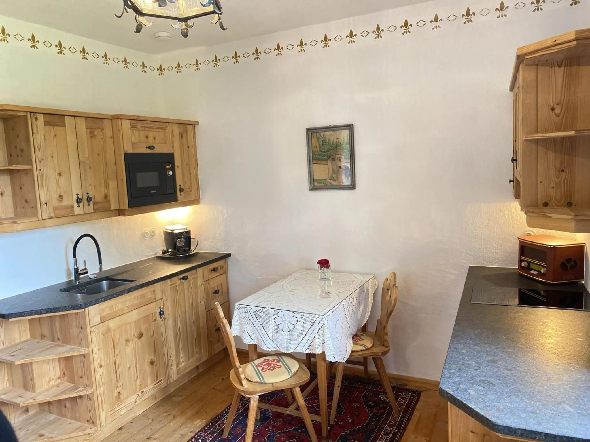 kitchen in Aparthotel Schloss Thannegg