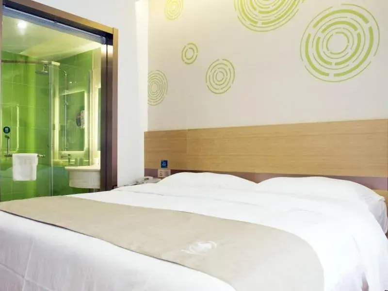 Bed in GreenTree Inn Nantong Qidong Lvsi Harbour Express Hotel Bed in GreenTree Inn Nantong Qidong Lvsi Harbour Express Hotel