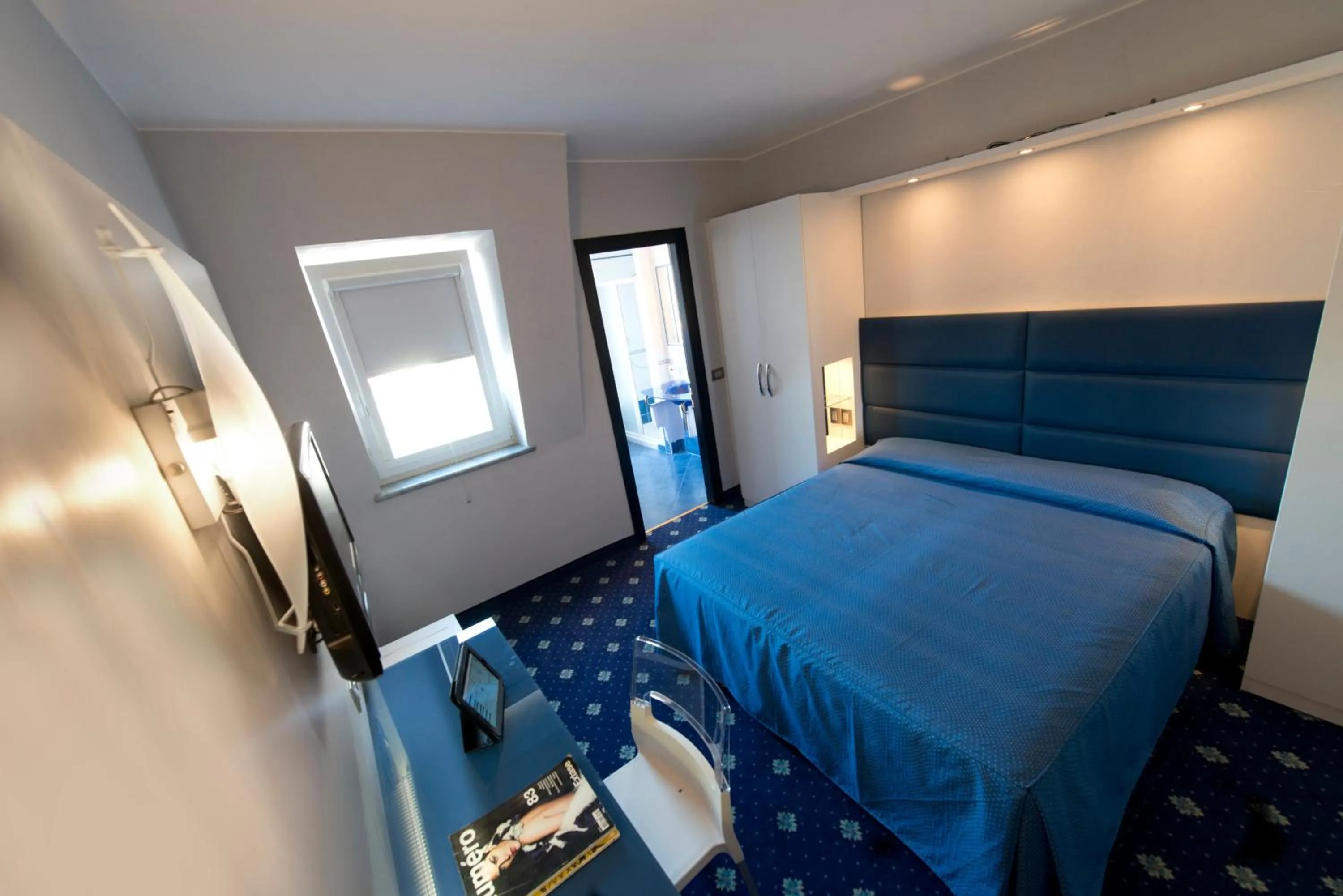 Photo of the whole room, Bed in Hotel Estense