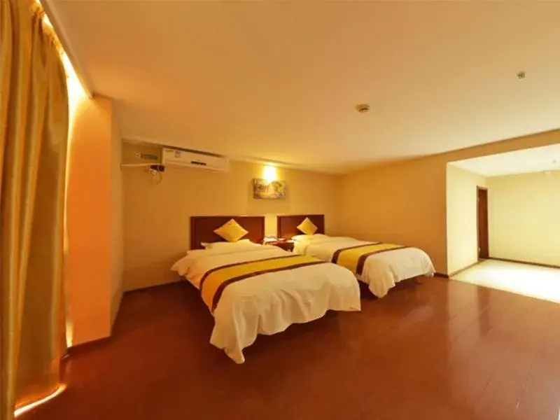 Bed in GreenTree Inn Shanghai Songjiang District Yanshou road Li ta Express Hotel Bed in GreenTree Inn Shanghai Songjiang District Yanshou road Li ta Express Hotel