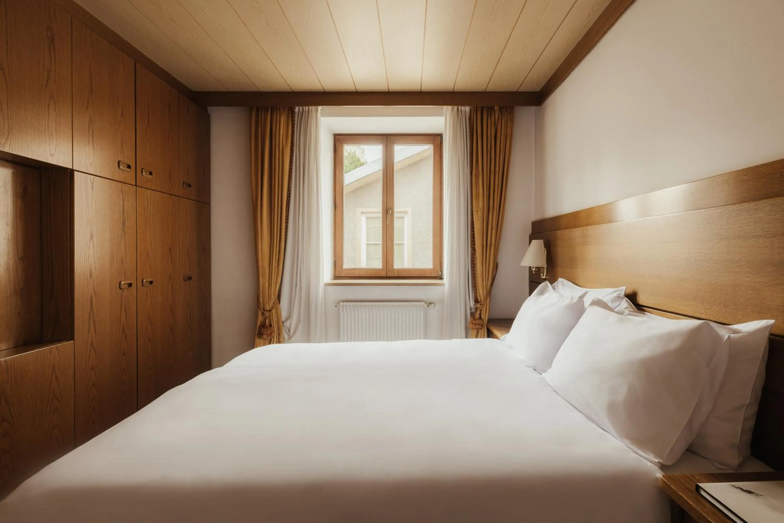 Bedroom, Bed in Corso am Graben