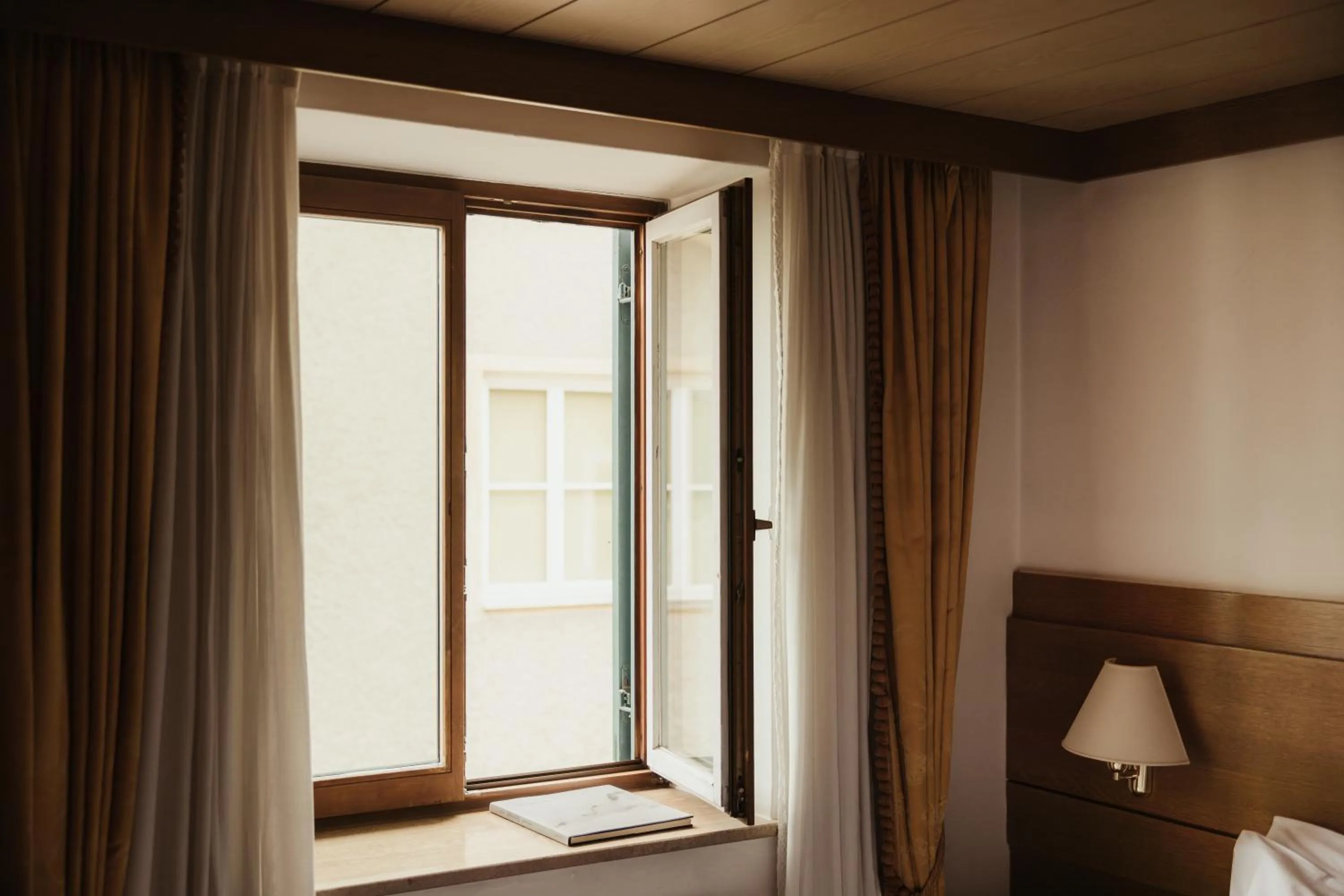 Bedroom, Bed in Corso am Graben