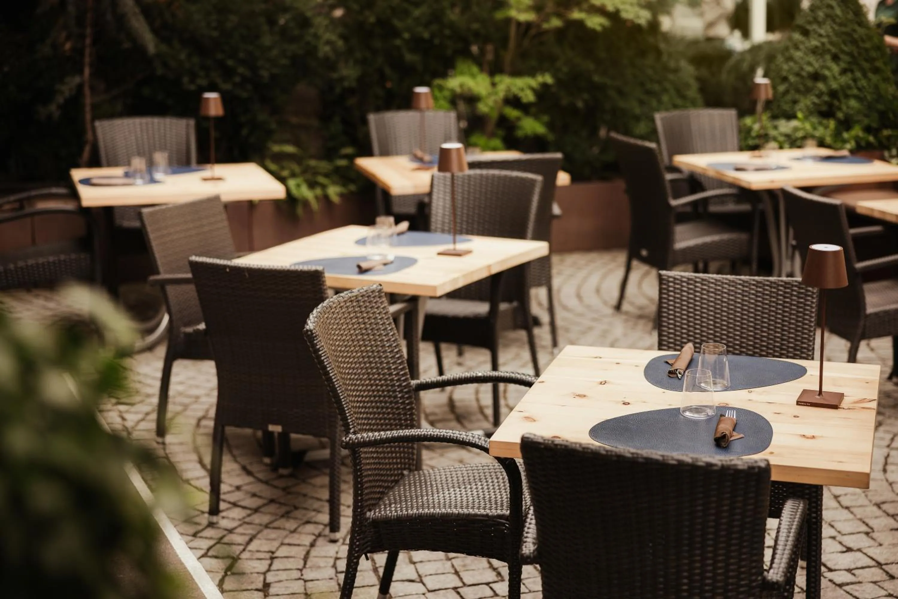 Restaurant/places to eat in Corso am Graben