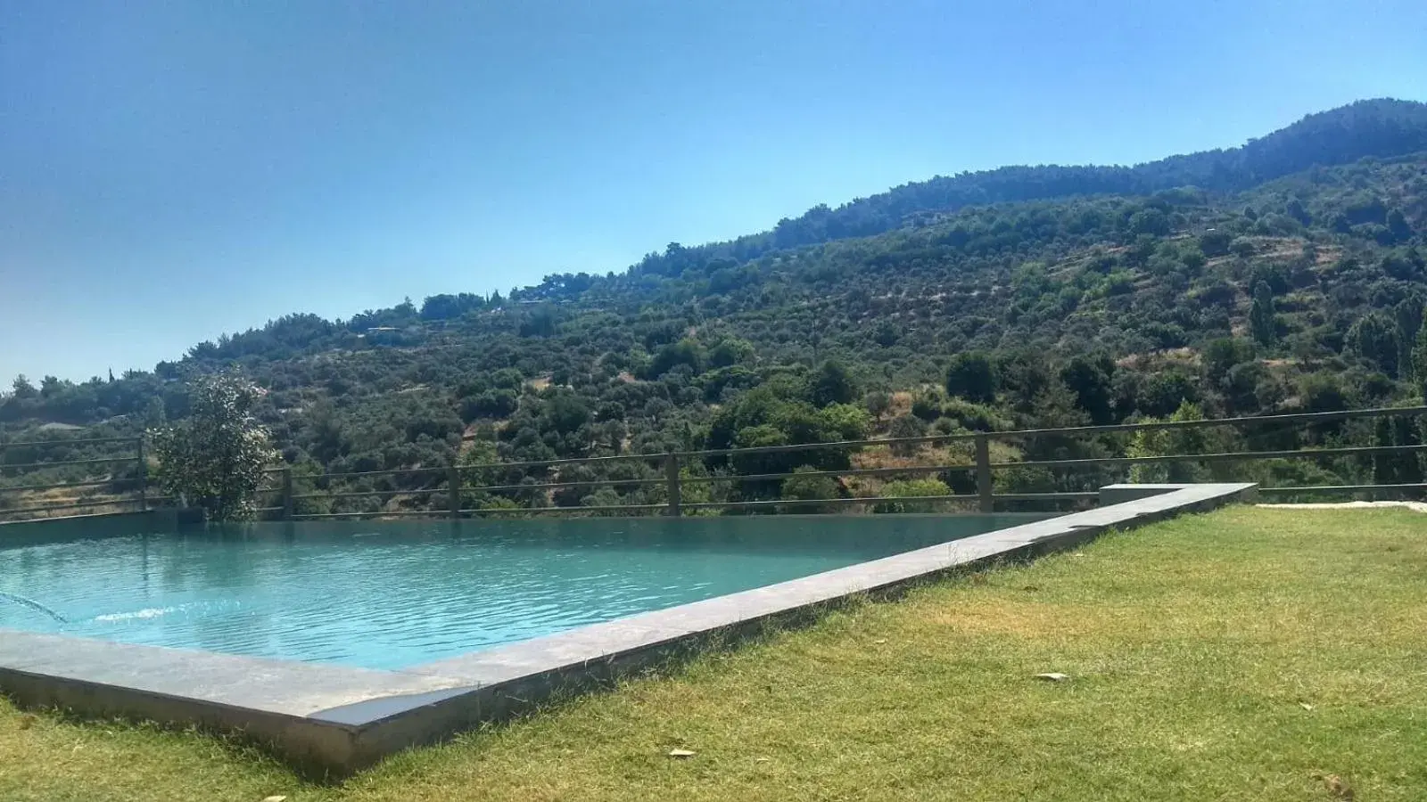 Swimming pool in Kirkinca Hotel Swimming pool in Kirkinca Hotel