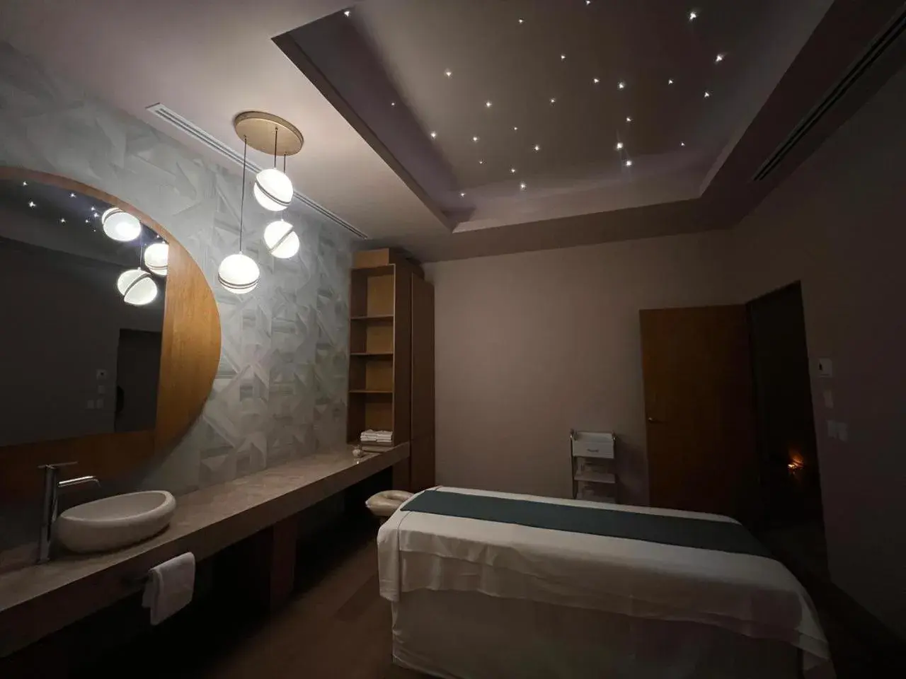 Spa and wellness centre/facilities, Bed in GR Solaris Caribe - All Inclusive Spa and wellness centre/facilities, Bed in GR Solaris Caribe - All Inclusive