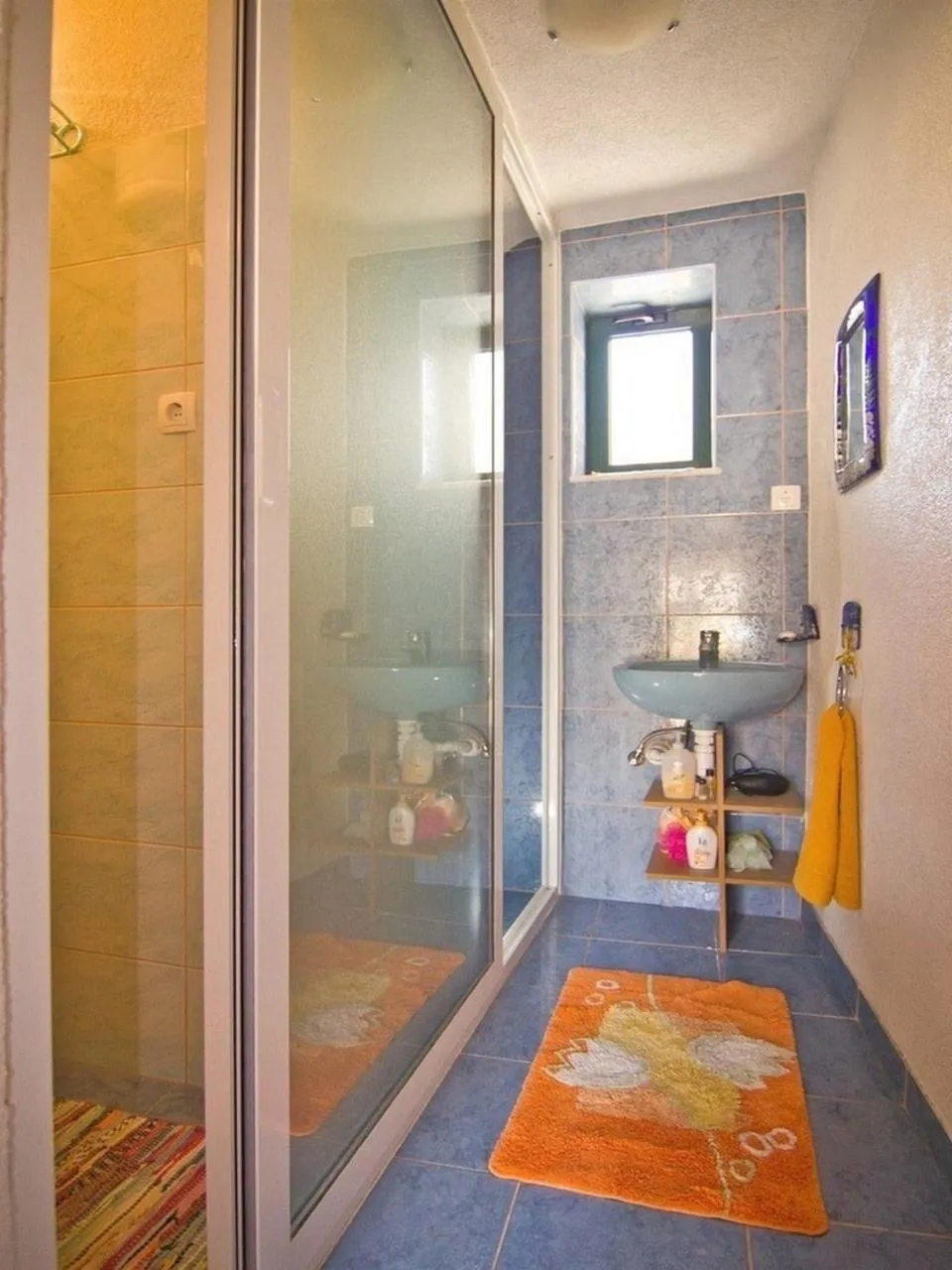 Bathroom in Apartments Sanda